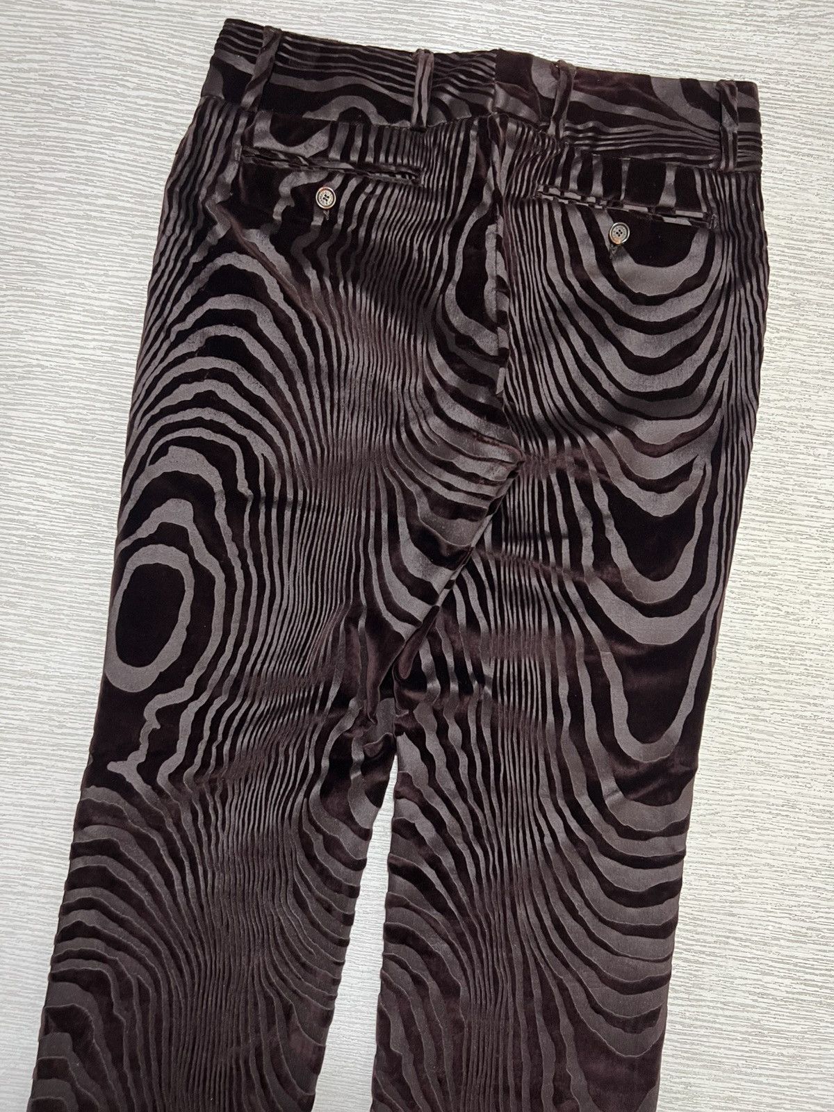 Dolce & Gabbana Dolce & Gabbana - Wood Pattern Allover Print Velvet Trouser Size US 30 / EU 46 - 9 Thumbnail