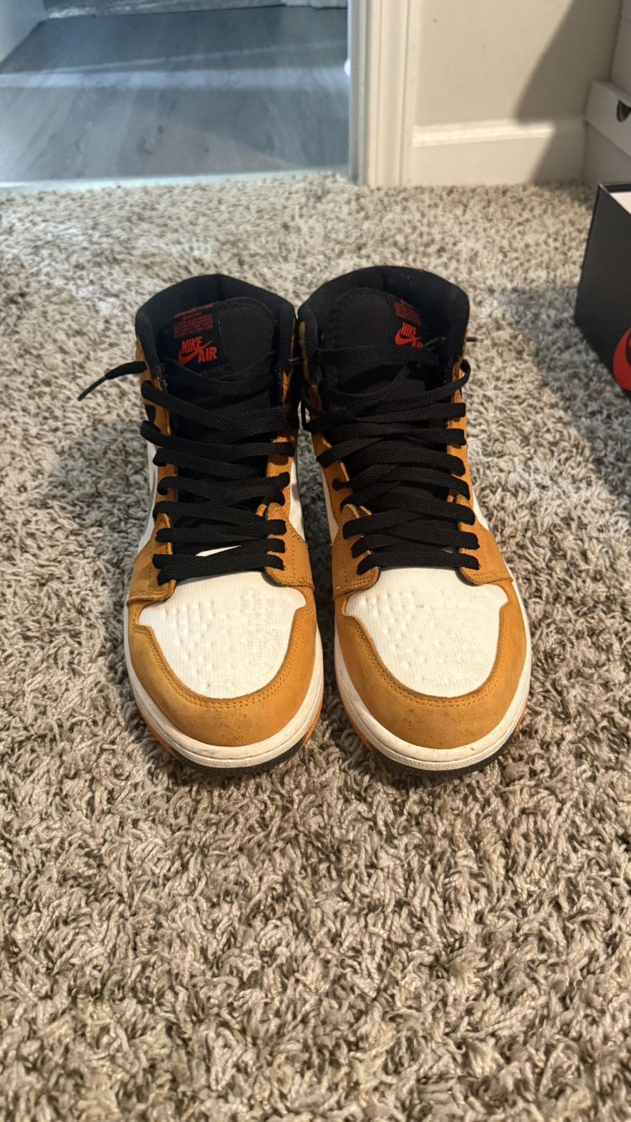 Jordan 1 Core-Tex Light Curry