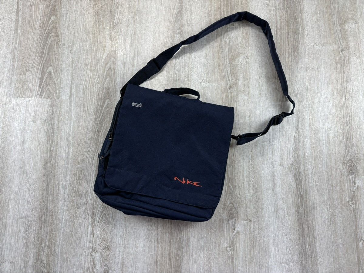 Nike × Vintage Mens vintage bag Nike 2 in 1 Size ONE SIZE - 12 Thumbnail