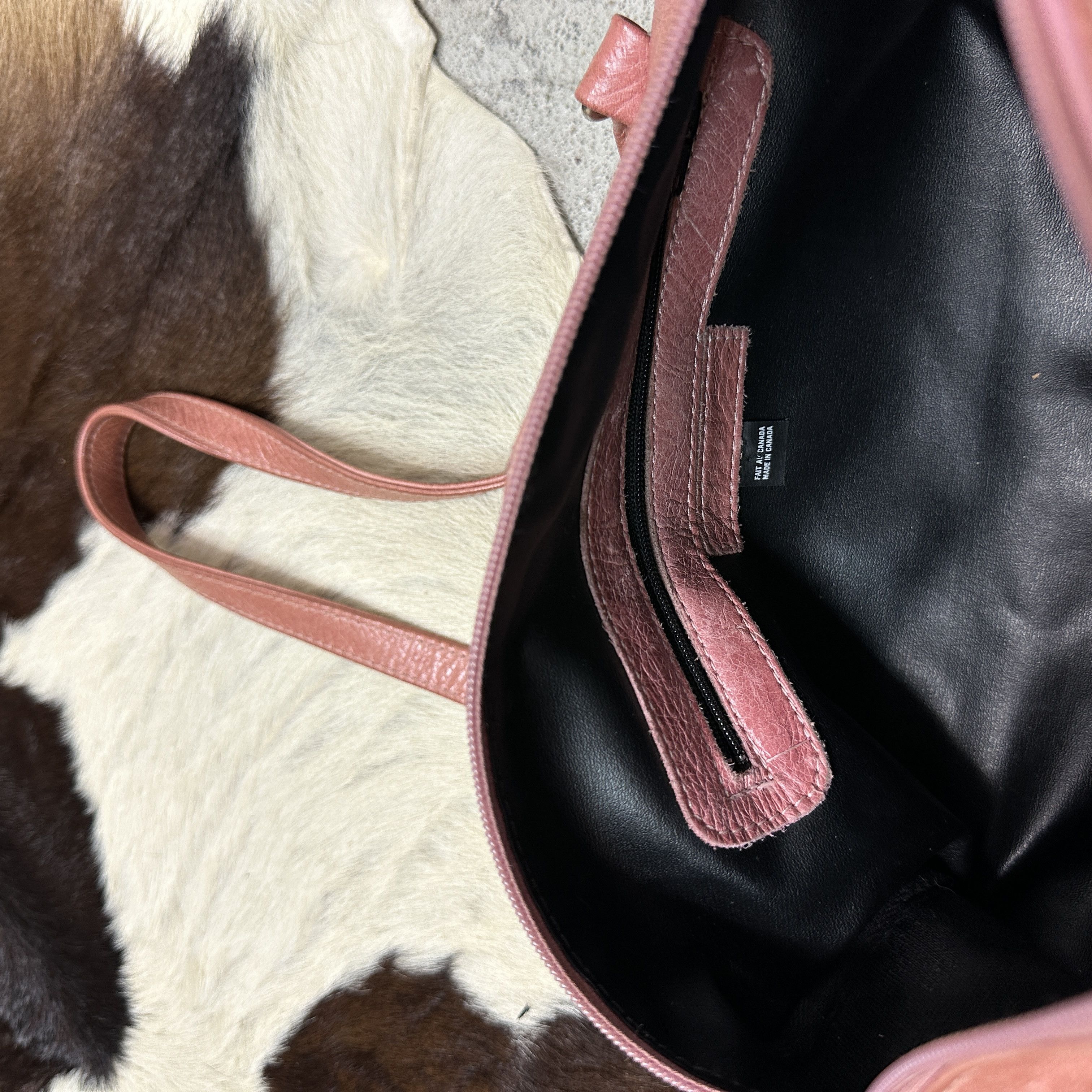 Vintage Vintage Leather Baby Pink Shoulder Bag 00s Size ONE SIZE - 7 Thumbnail