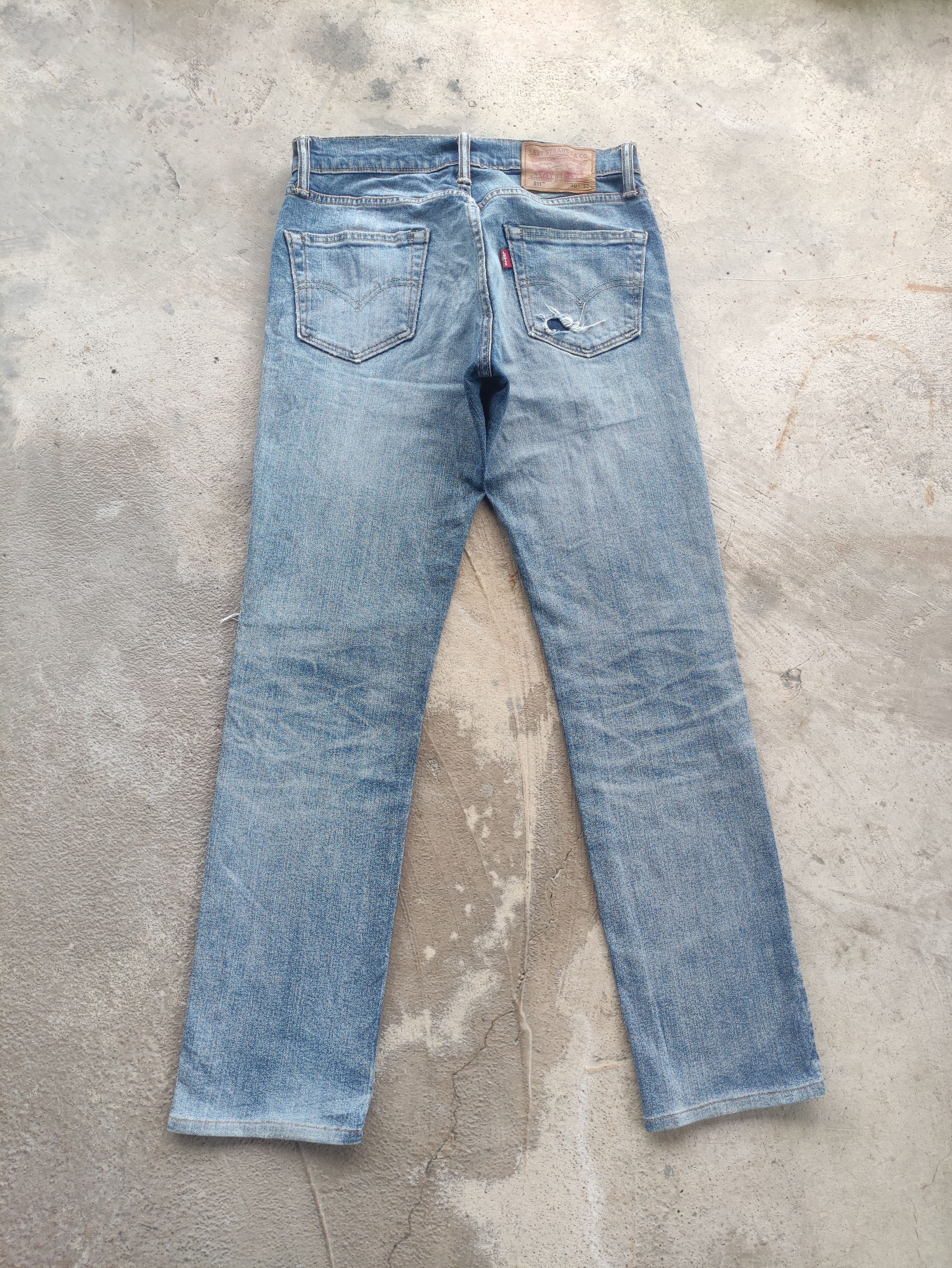 Levi's Vintage Levis 511 Jean Distressed Faded Denim Size US 31 - 8 Thumbnail