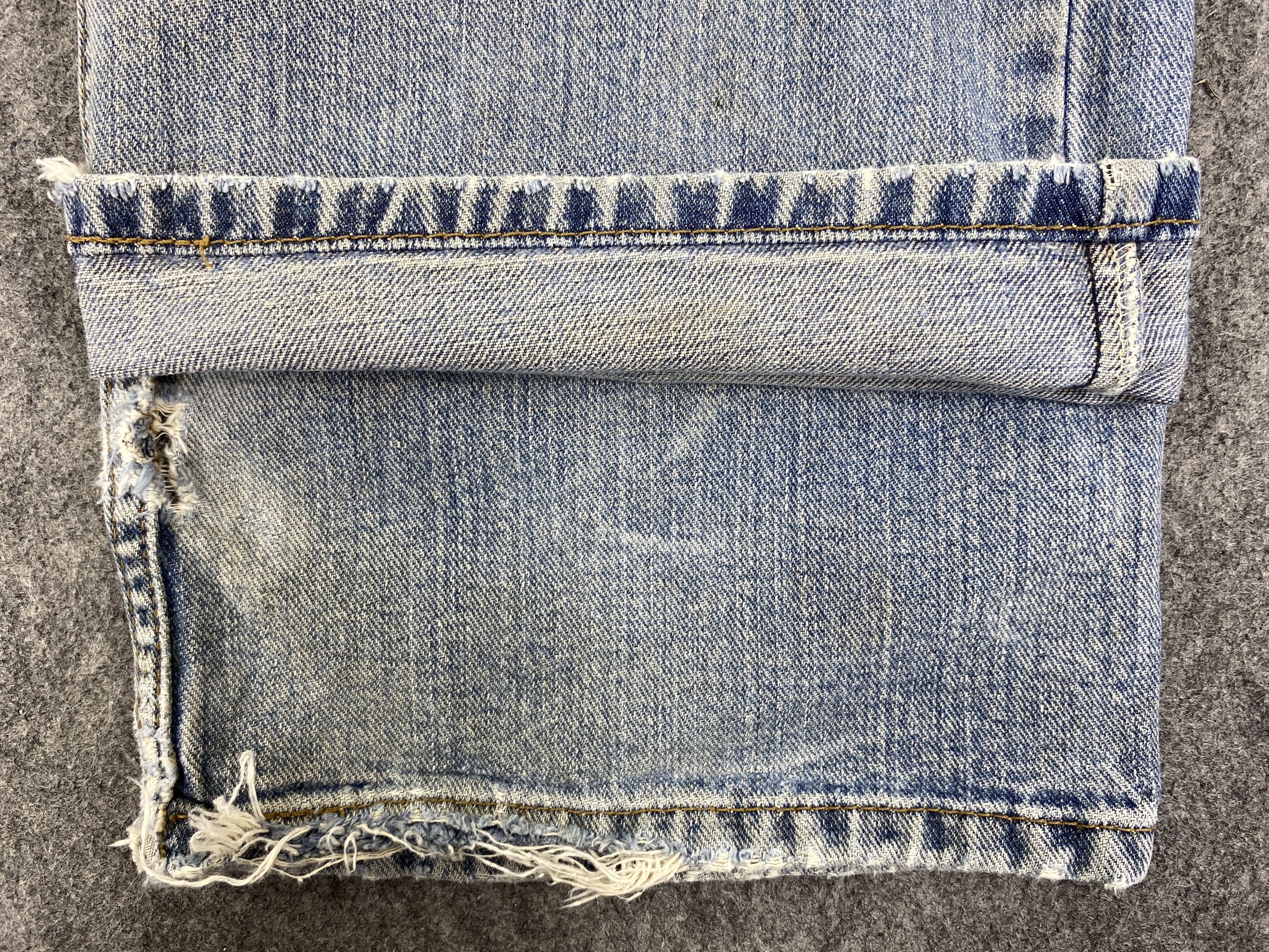 Japanese Brand Dirty Used Blue Vintage Levi's 505 39x31.5 Denim -JN1816 Size US 39 - 11 Thumbnail