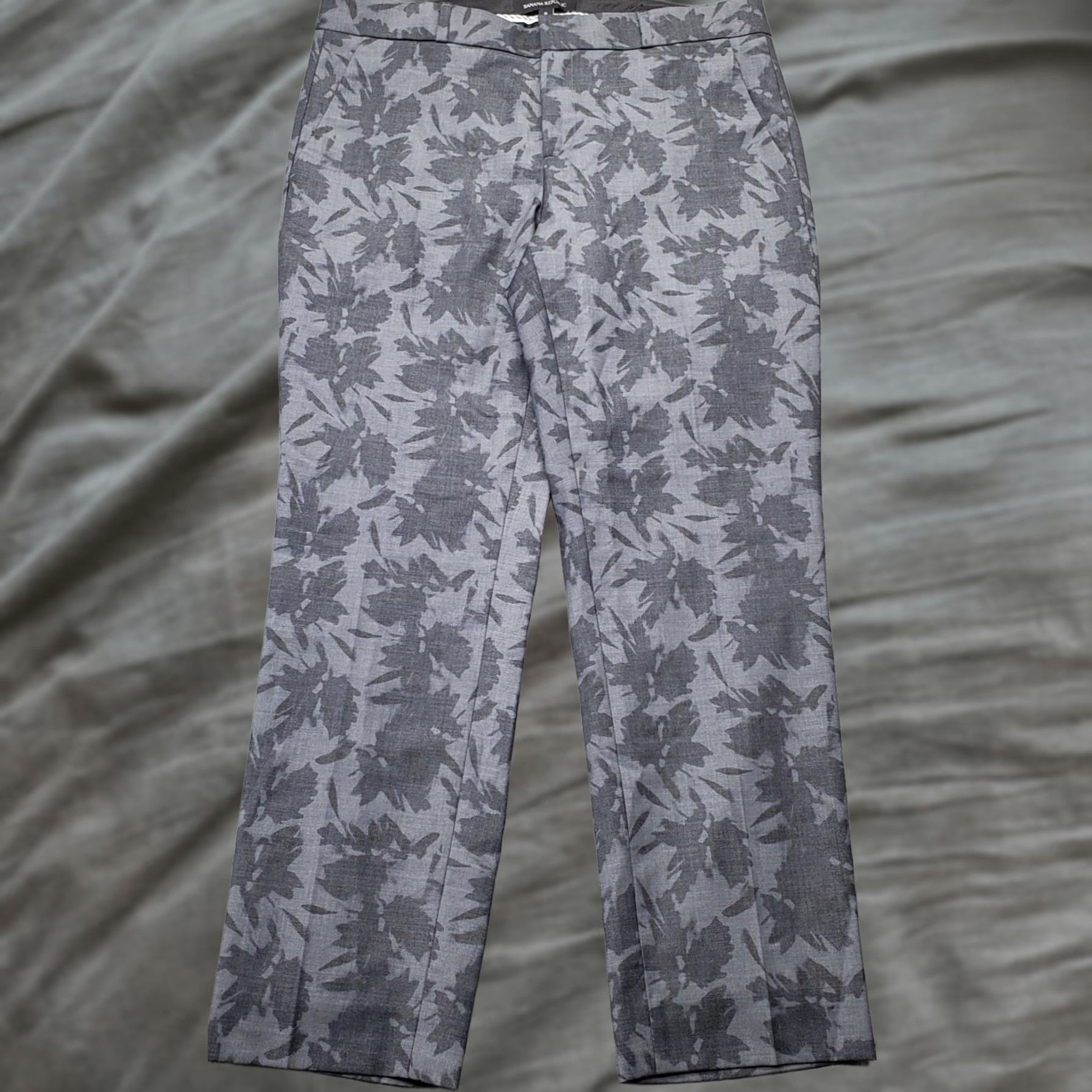 Banana Republic Banana Republic Avery Pants Womens Size 6 Multicolor Floral Stretch Formal Straight Leg Dress Pants Woman Regular XS? No Size 28" / US 6 / IT 42 - 1 Thumbnail