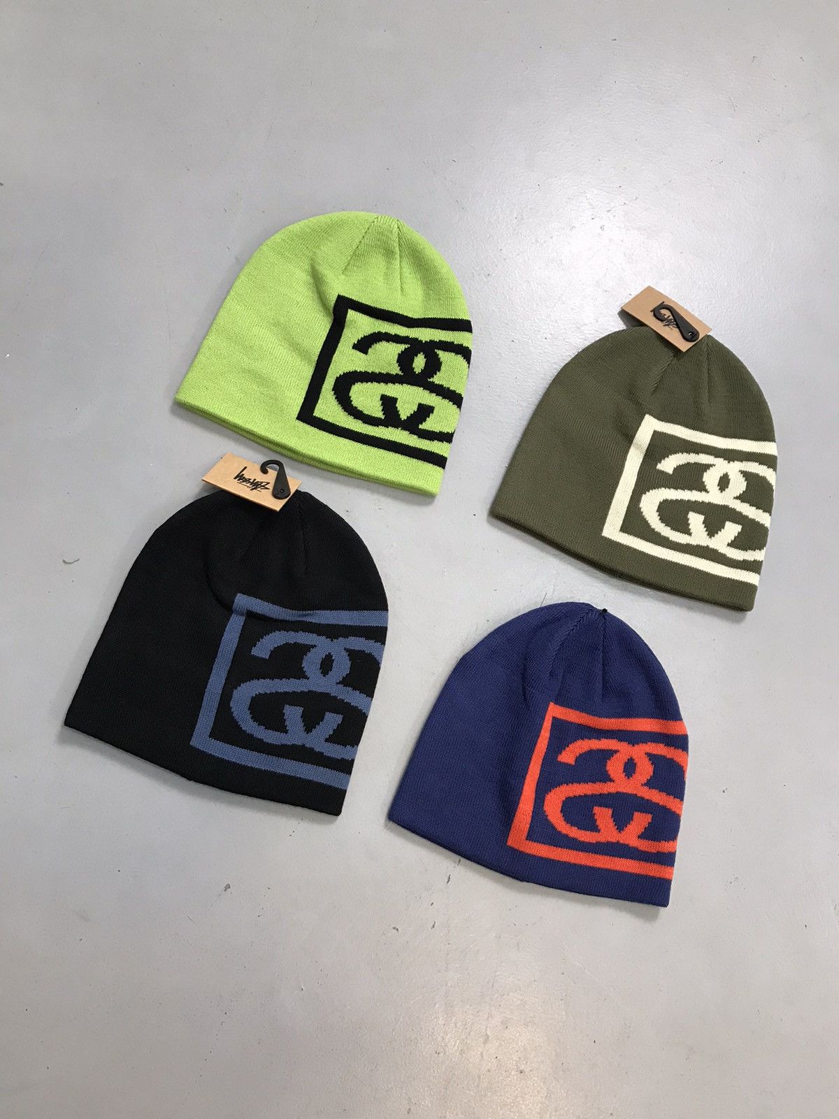Carhartt Bundle of 10 factory leftover stussy graphic printed binnie Size ONE SIZE - 3 Thumbnail