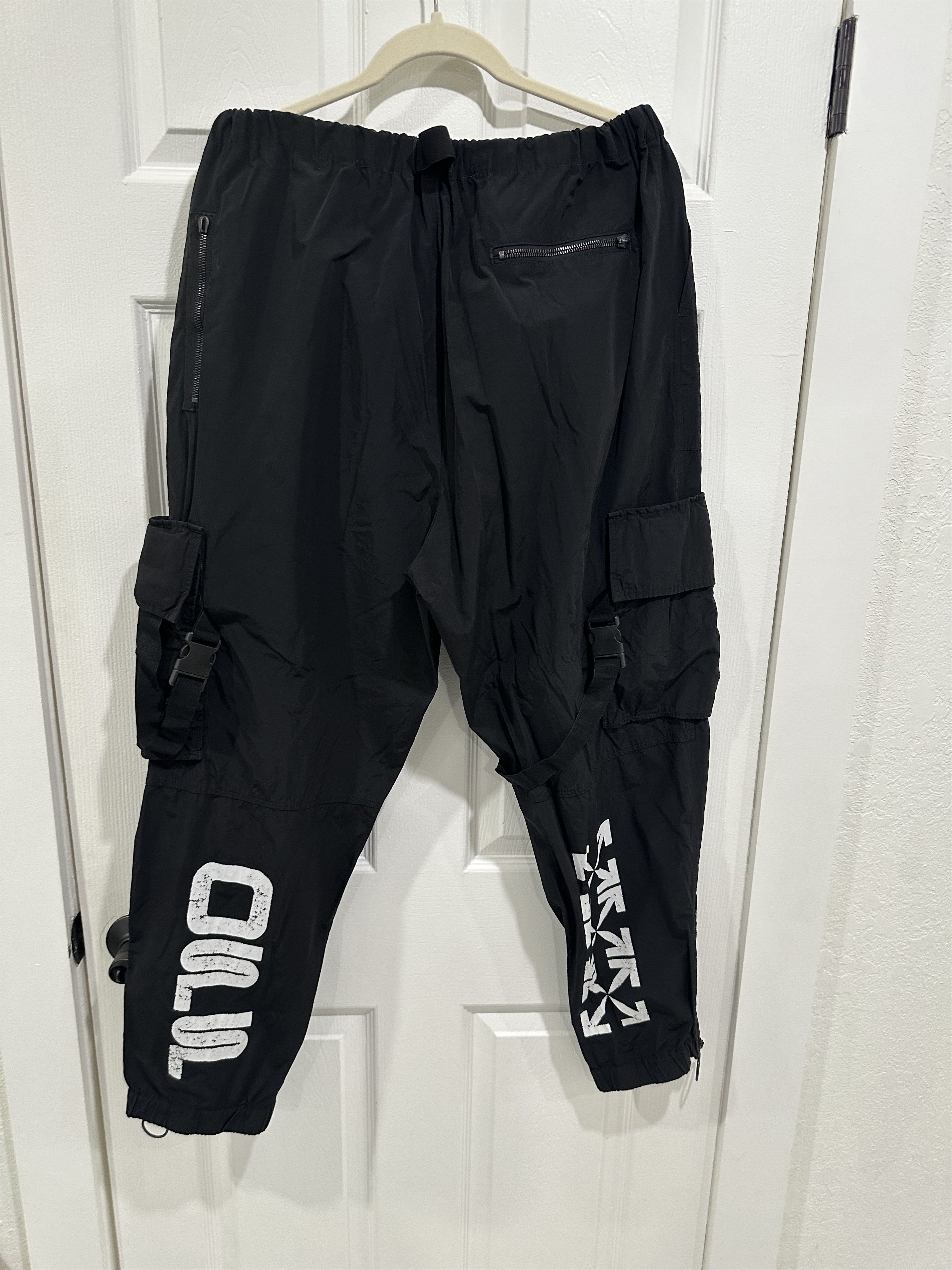 Off-White Off White Nylon Cargo Pants Size US 37 - 7 Thumbnail
