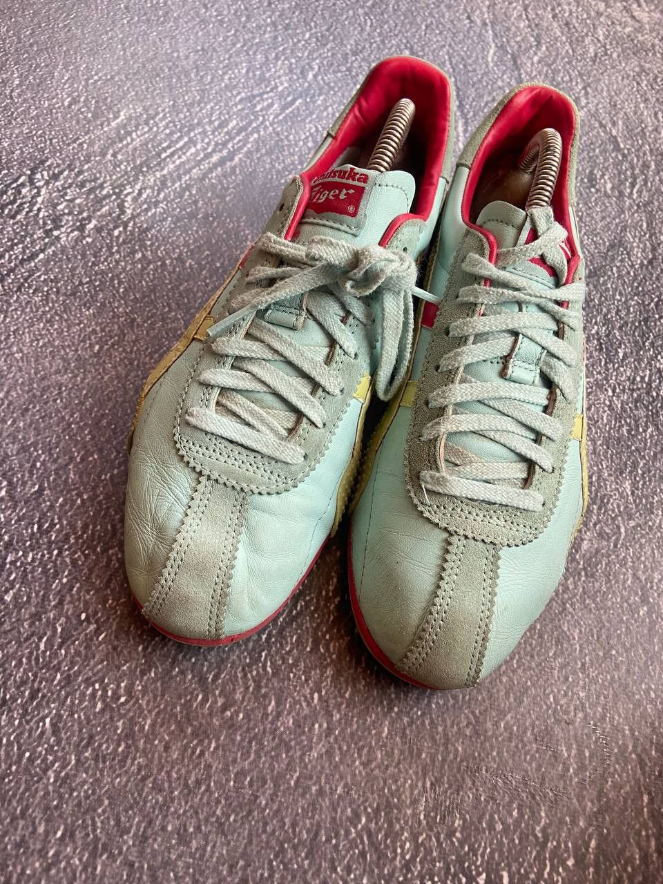 Vintage Vintage Asics Onitsuka Tiger leather sneakers Size US 6 / EU 39 - 3 Thumbnail