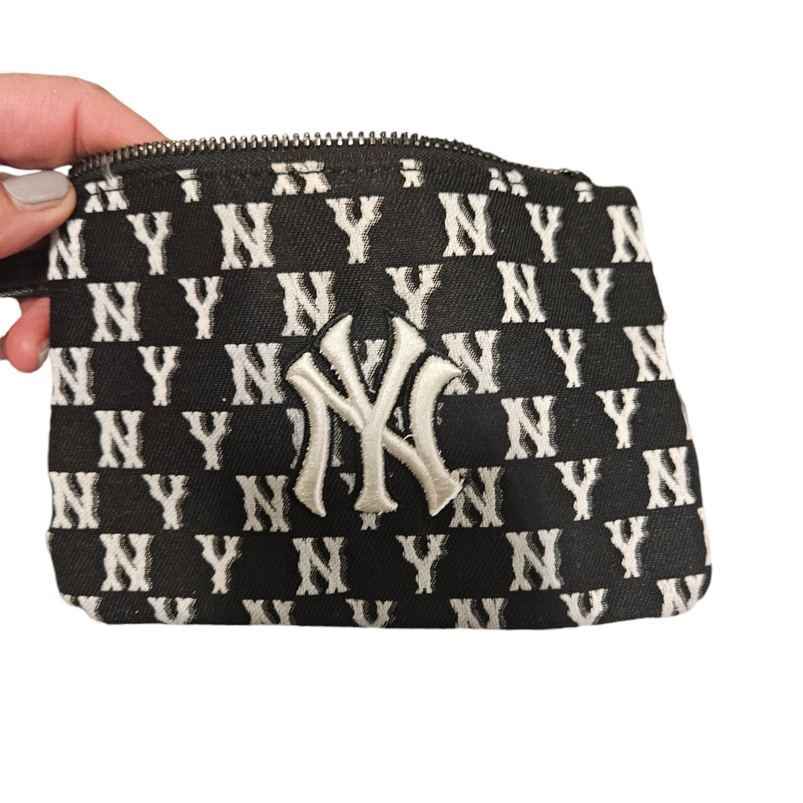 New York Yankees Michael Kors x MLB New York Yankees Monogram Tote Bag Size ONE SIZE - 10 Thumbnail