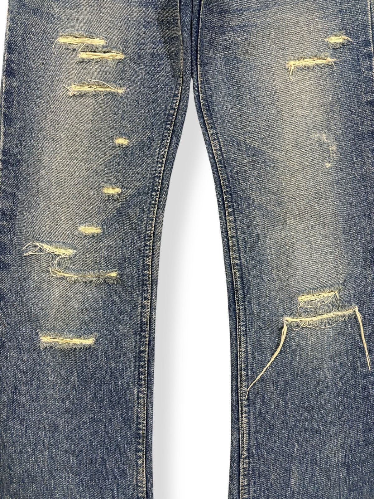 Le Grande Bleu (L.G.B.) Le Grande Bleu L.G.B. Wolfcut Flare Distressed Jeans Size US 29 - 6 Thumbnail