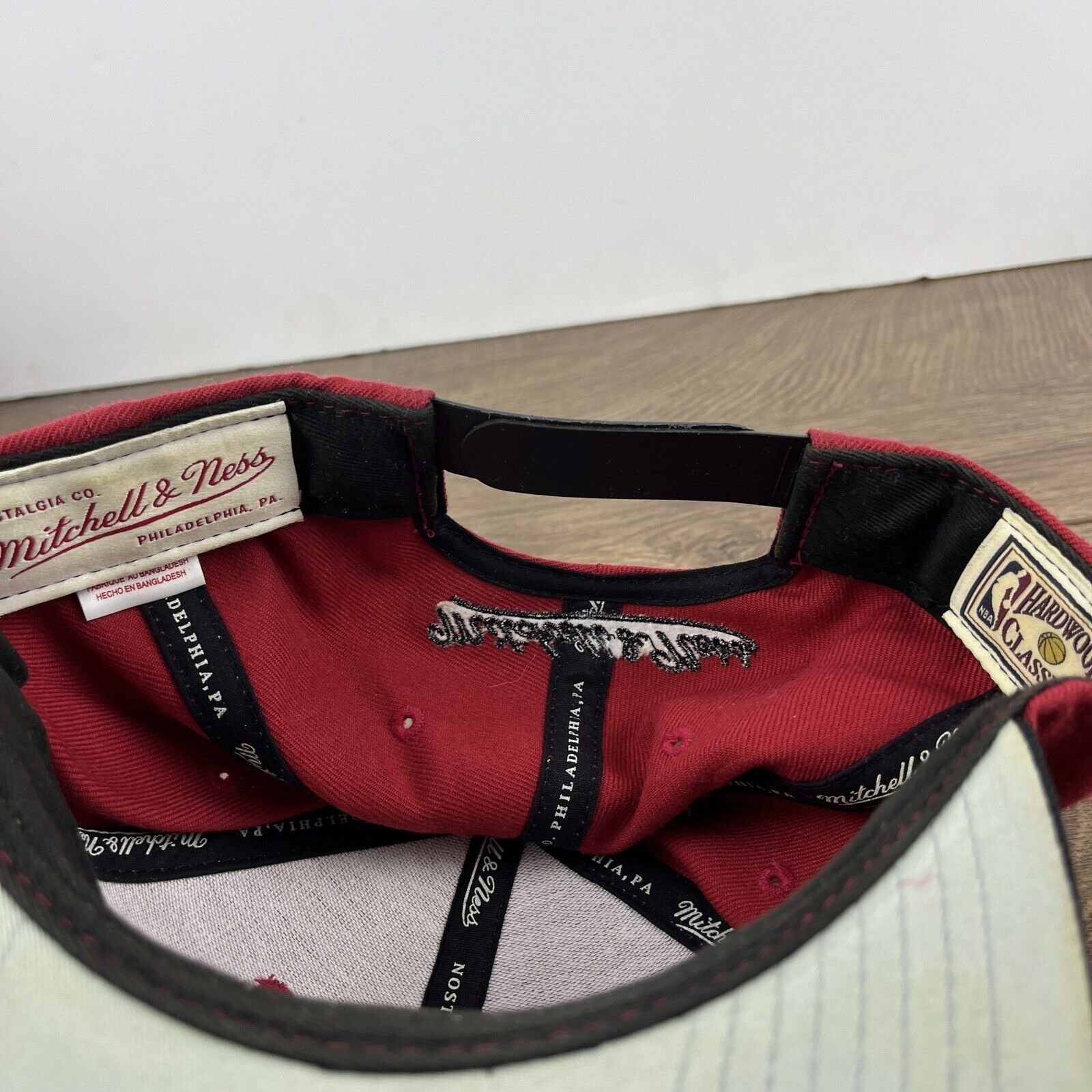 Mitchell & Ness Miami Heat Hat Mitchell & Ness Miami Red Hat Adjustable Adul Size ONE SIZE - 14 Thumbnail