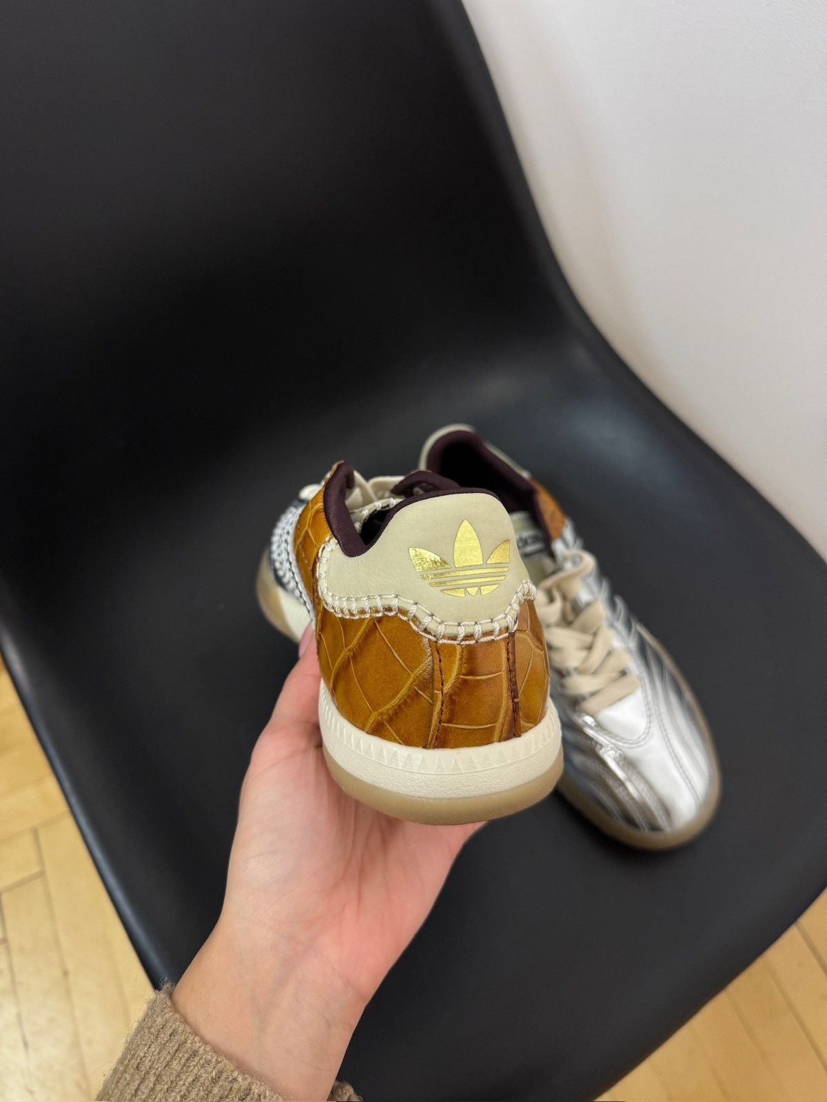 Adidas × Wales Bonner Adidas Wales Bonner MN Samba Metallic Shoes Size US 7 / EU 40 - 7 Thumbnail