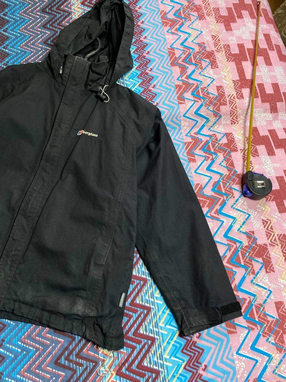 Berghaus Vintage Berghaus Waterproof Nylon Track Jacket Y2K Size US M / EU 48-50 / 2 - 20 Thumbnail