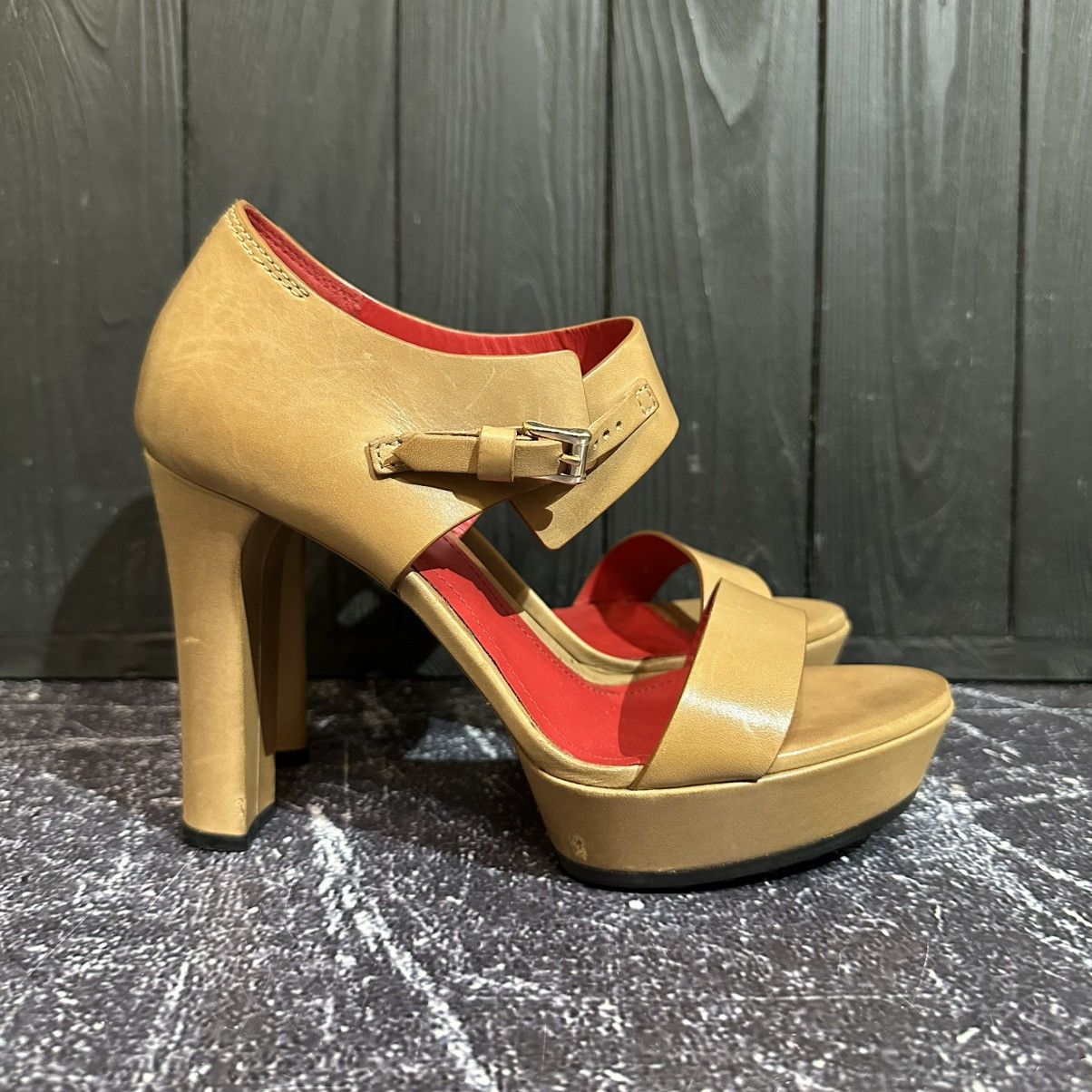 Tod's TOD’S - Women’s Leather Sandals Size 35 Size US 5 / IT 35 - 1 Thumbnail