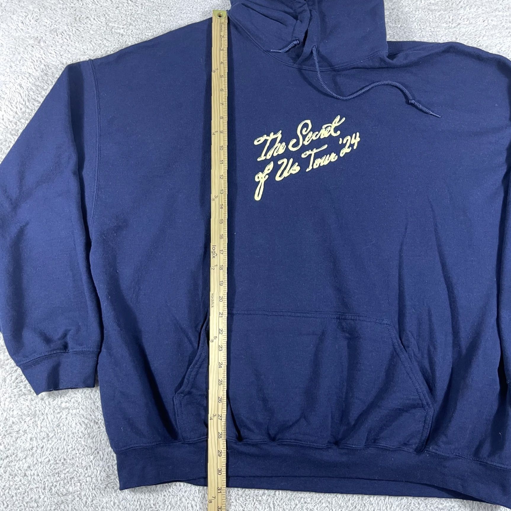 Vintage Gracie Abrams Hoodie Adults 3XL Navy Blue The Secret of Us Tour 2024 Pullover Pullover Graphic Print Mens Blue 3XL Size US XXL / EU 58 / 5 - 4 Thumbnail