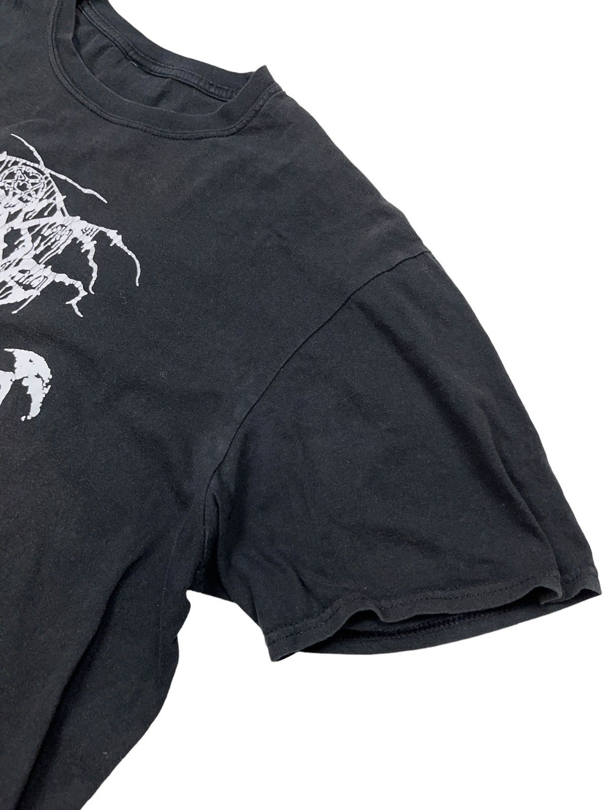 Band Tees Vintage Sun Faded Darkthrone Transilvanian Hunger T-shirt Size US XL / EU 56 / 4 - 7 Thumbnail