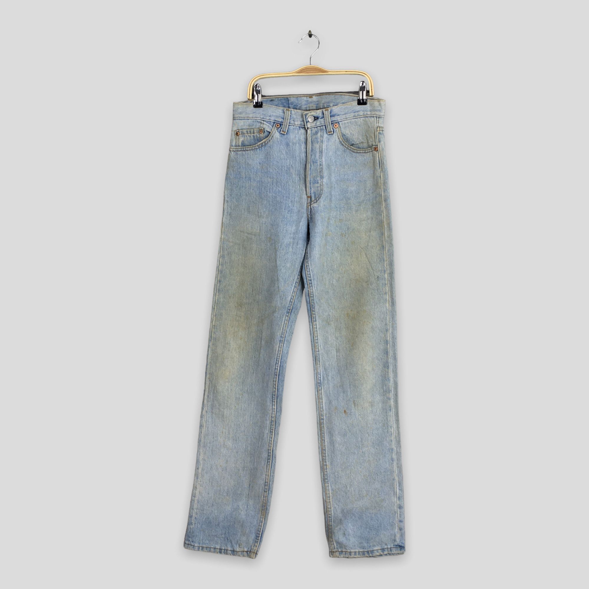 image of Size 27X33 Vintage Levis 501 Faded Levi's Straight Cut Jeans in Blue, Women's
