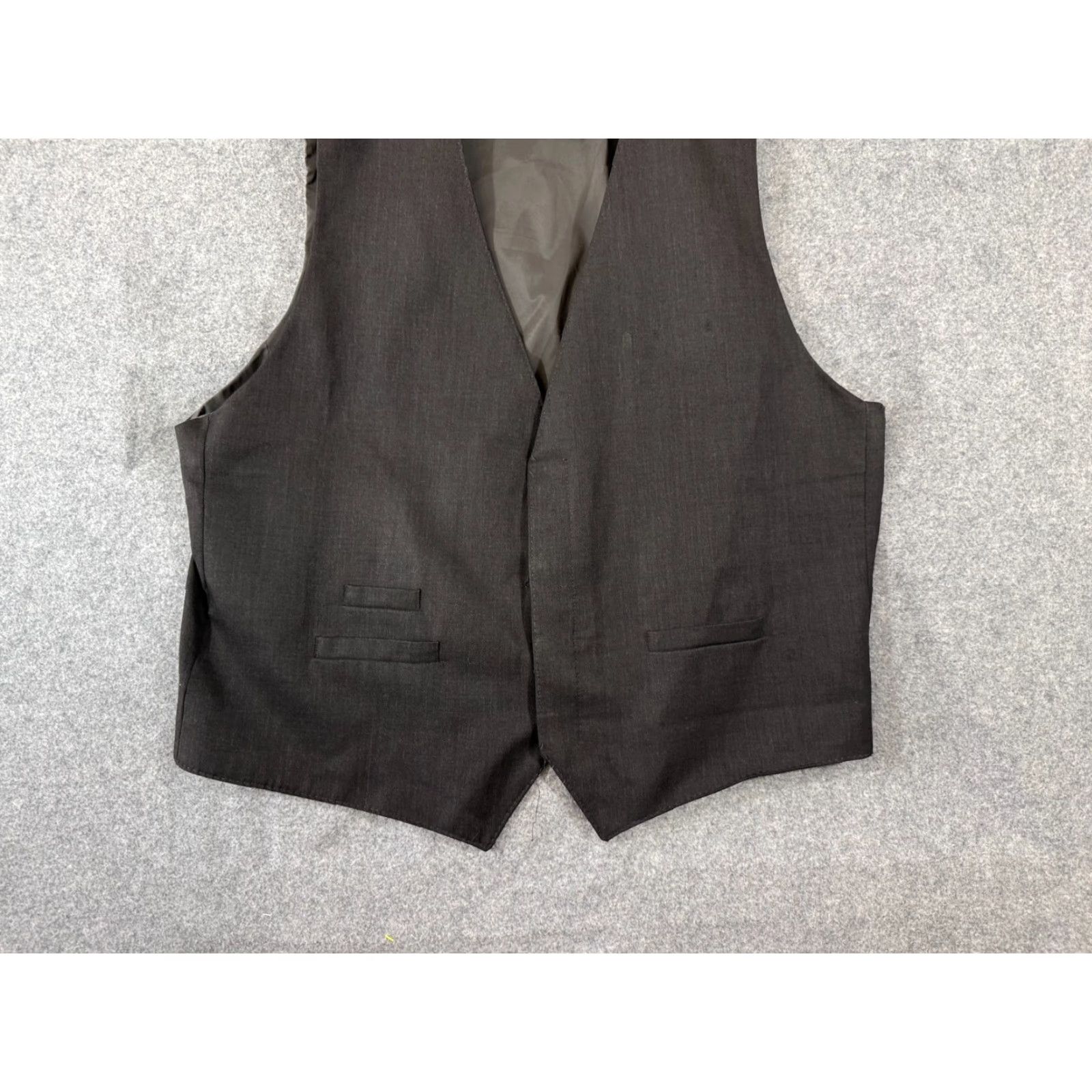 Vintage VINTAGE American Airlines Employee Vest Mens 54 LNG Charcoal Gray Wool Blend Lined Pockets Size US L / EU 52-54 / 3 - 3 Thumbnail