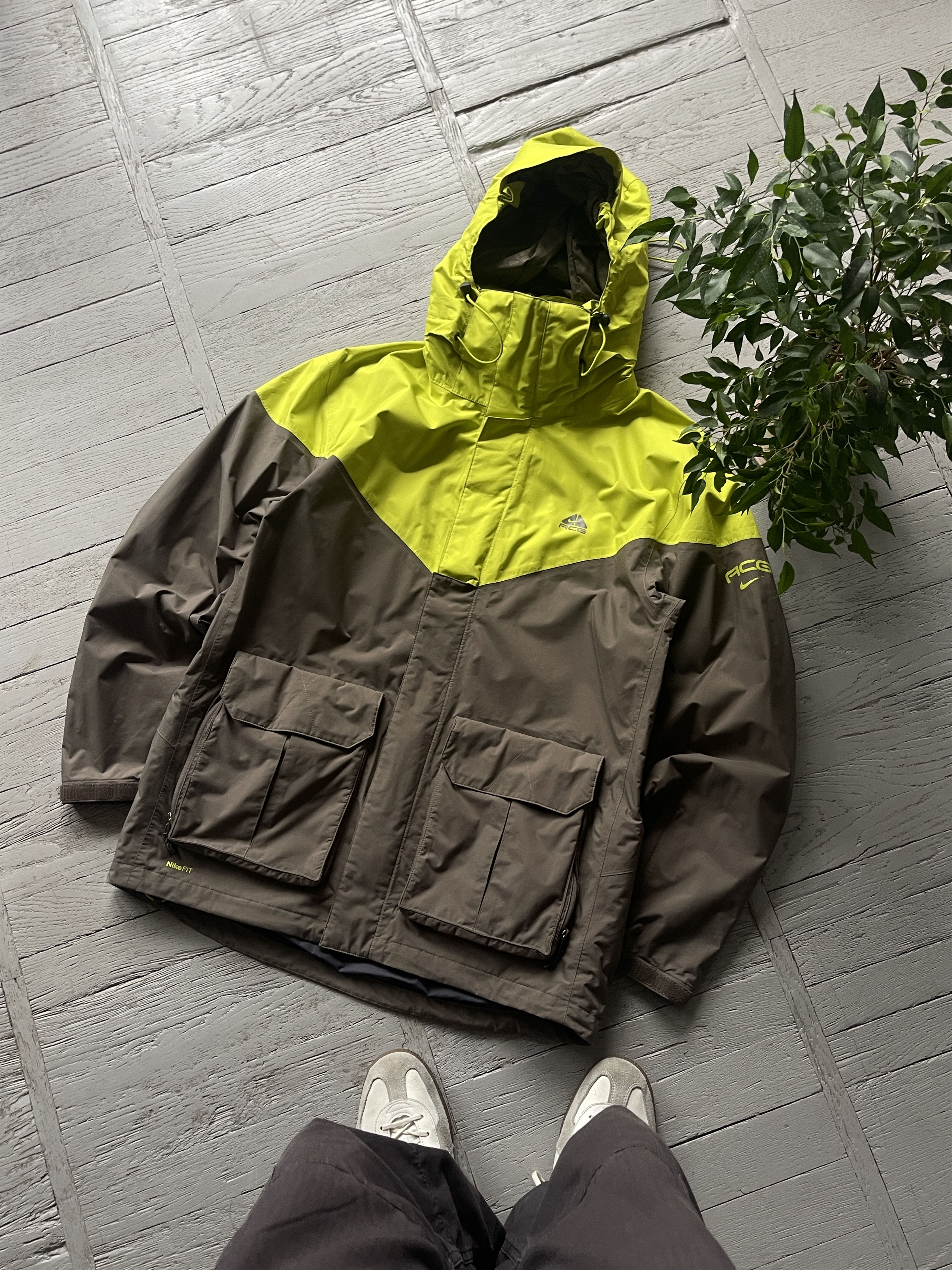 acg waterproof