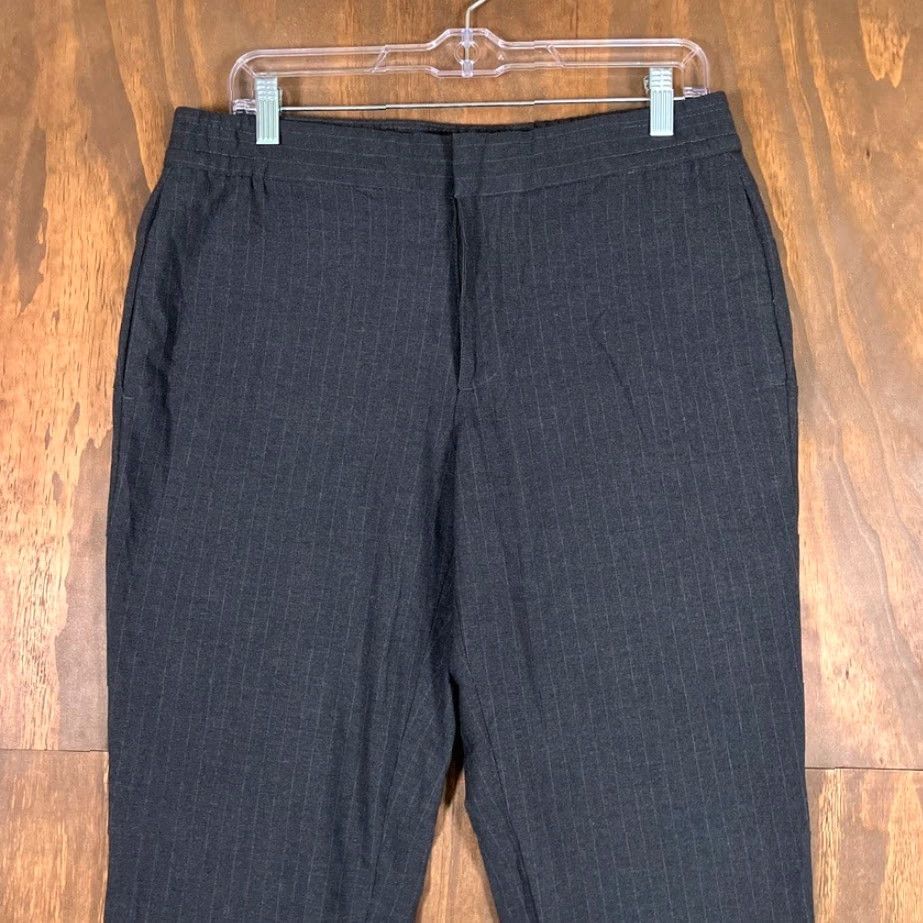 Banana Republic Banana Republic Mens Pants Gray Pinstripe Mason Athletic Tapered Stretch 32x30 Pants Mens Regular Gray Pinstripe Tapered Stretch 32x30 Size US 31 - 2 Thumbnail