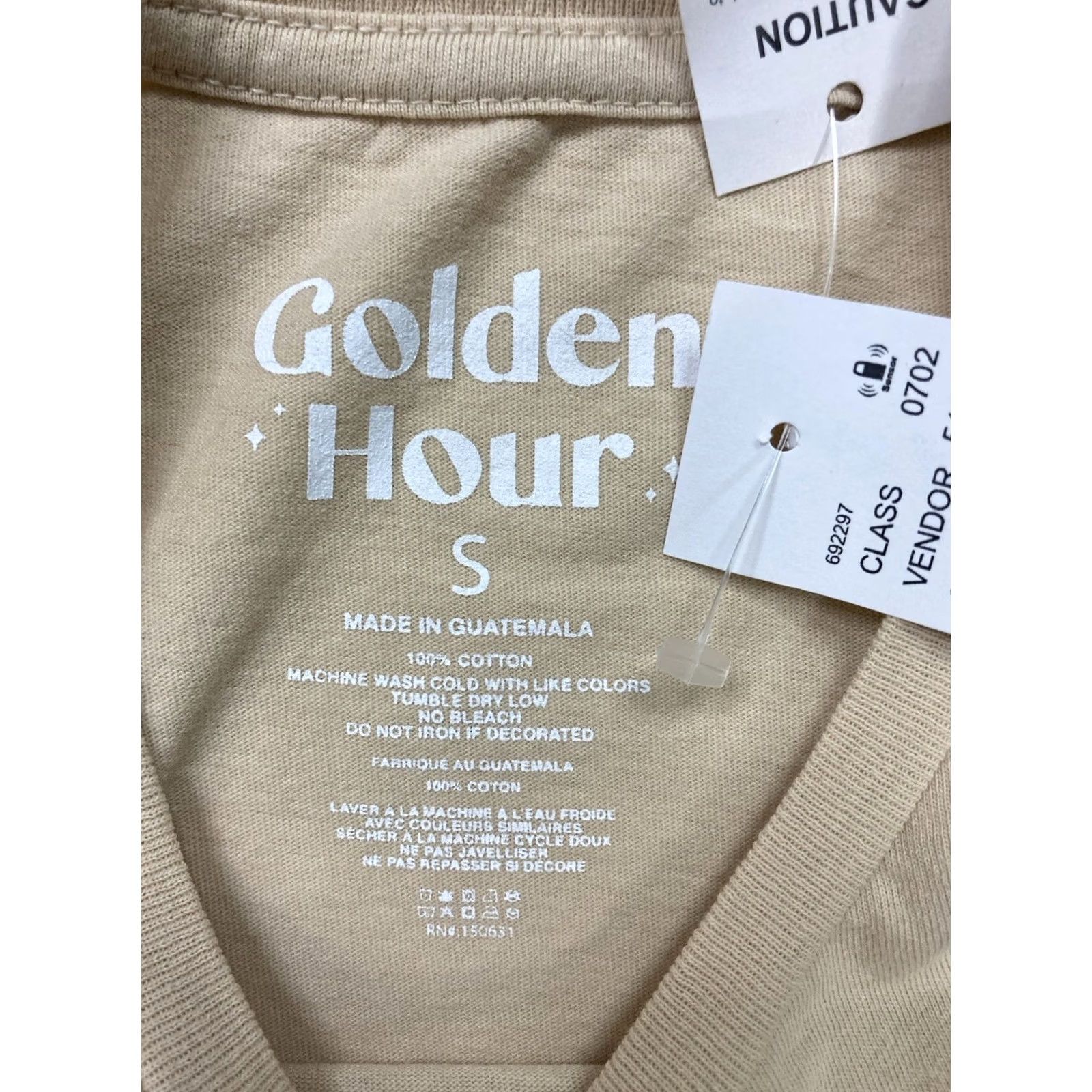 Vintage VINTAGE Golden Hour The French Alps Graphic T-shirt Women Small Beige Short Sleeve Size S / US 4 / IT 40 - 4 Thumbnail