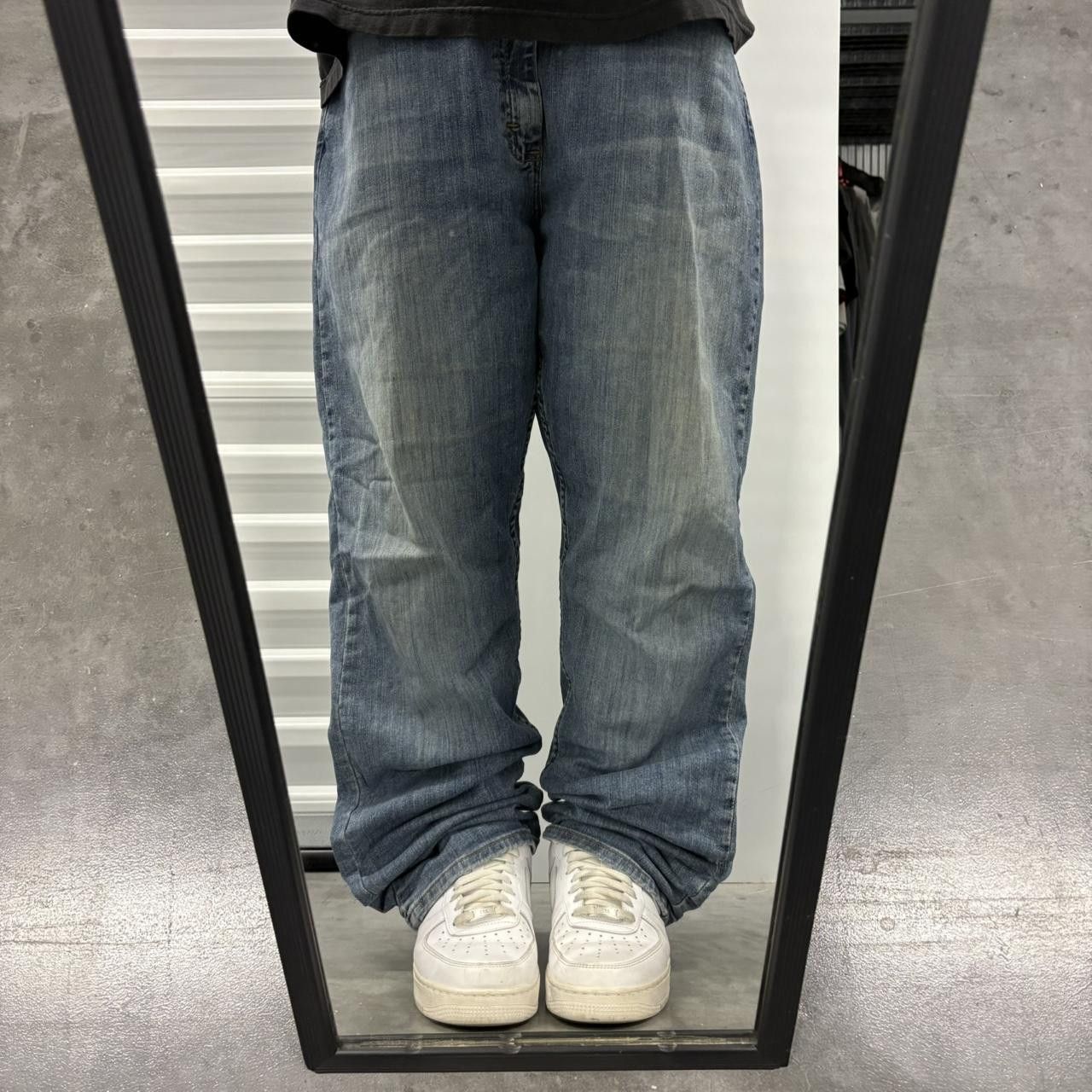 Vintage Crazy Vintage Y2K/2000s Baggy Relaxed Fit Workwear Streetwear Medium Wash Denim Jeans! Size US 38 / EU 54 - 1 Thumbnail