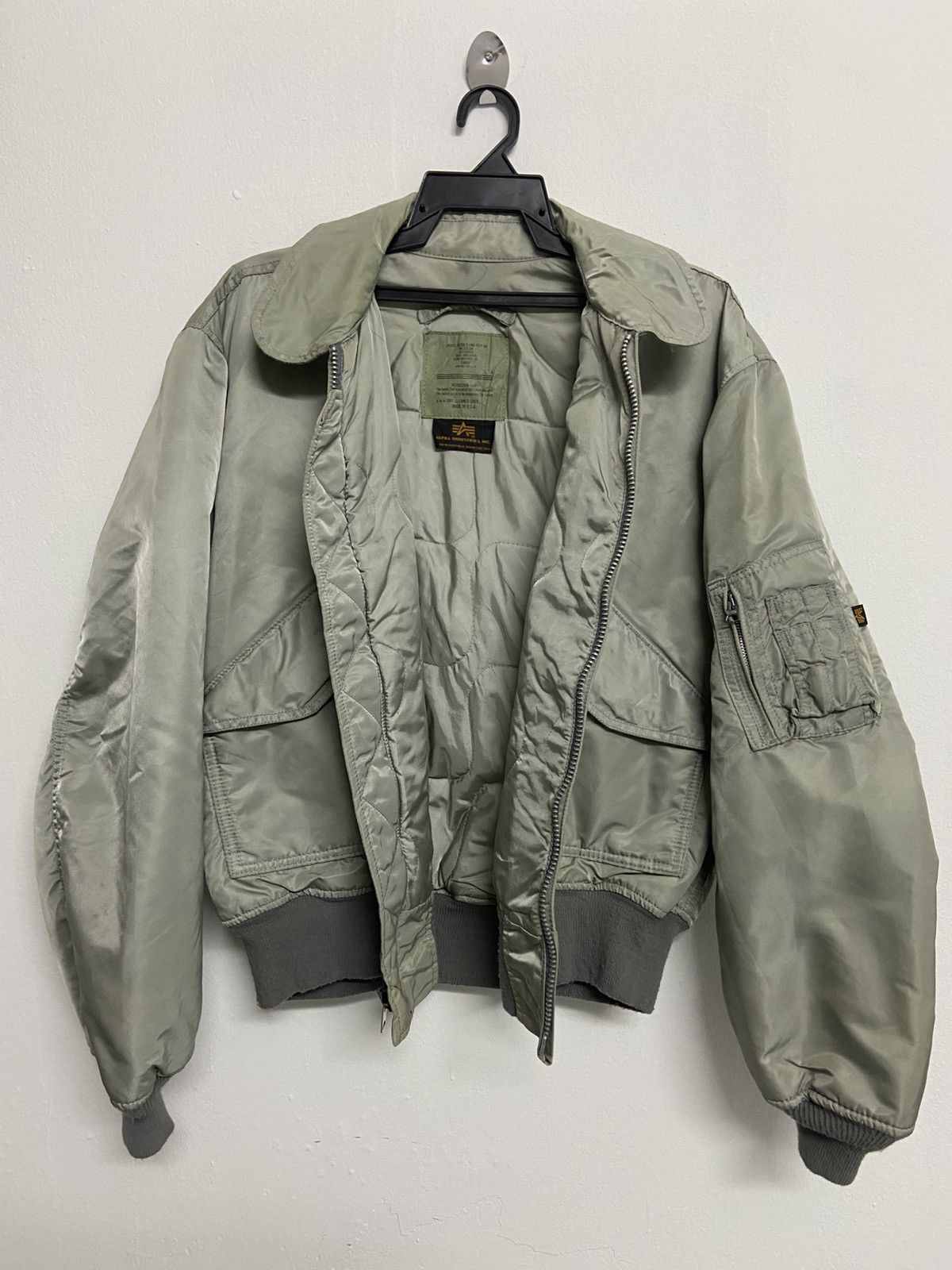 Alpha Industries Alpha Industries Ma-1 Flight Bomber Jacket Size US L / EU 52-54 / 3 - 3 Thumbnail