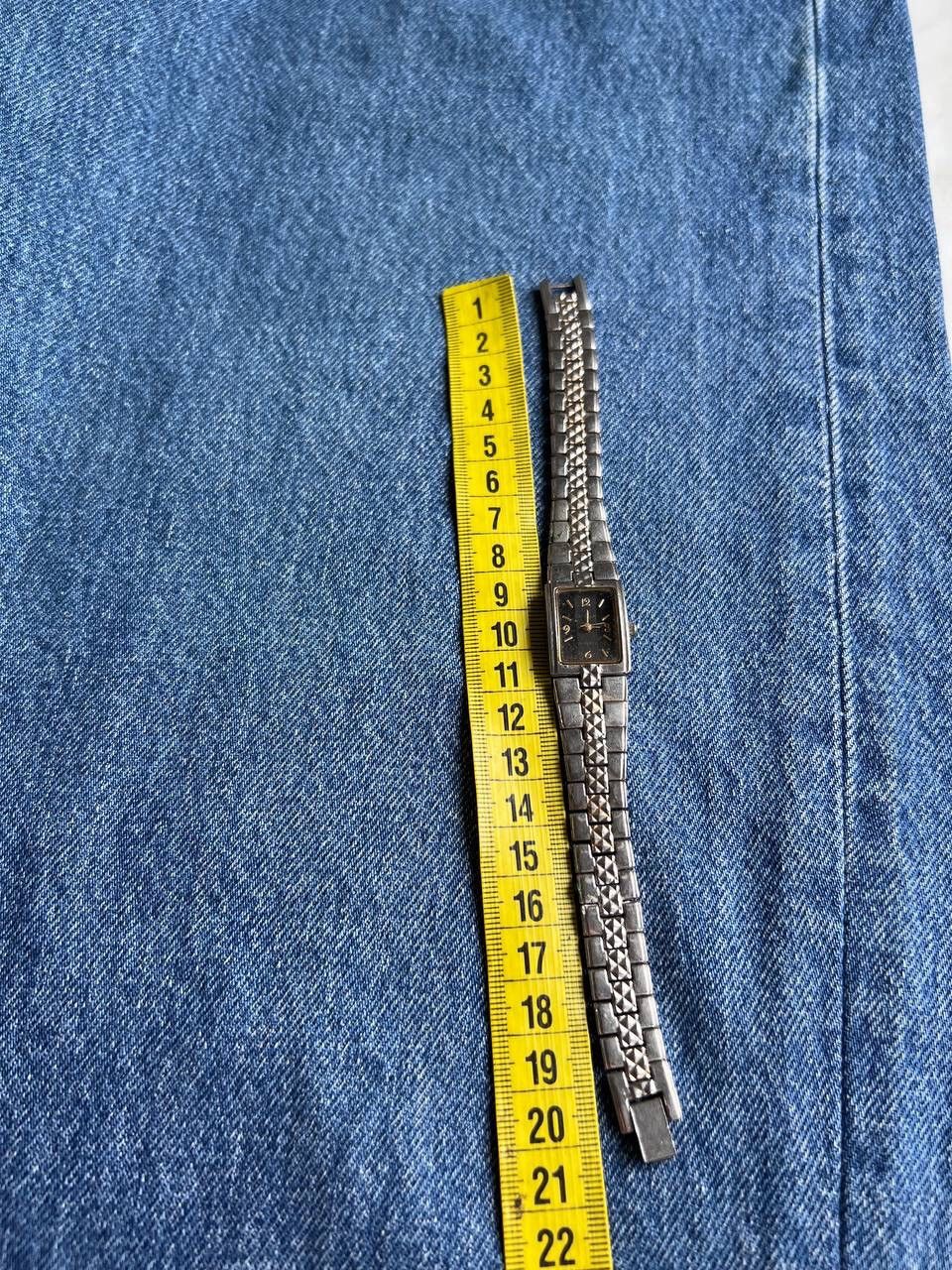 Japanese Brand × Vintage Vintage Japanese Black Dial Watch 90s Silver Bracelet Rare Size ONE SIZE - 8 Thumbnail