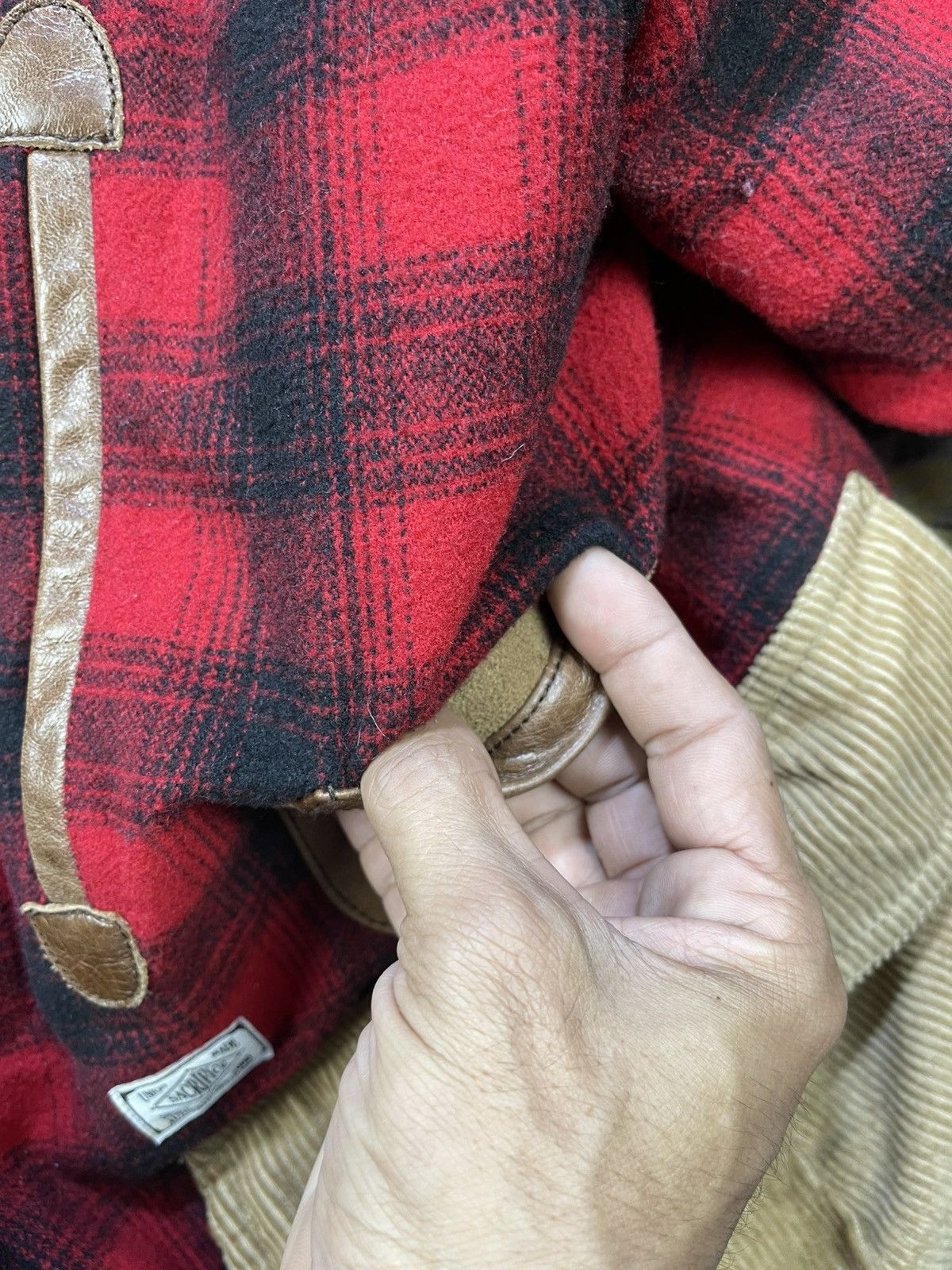 Japanese Brand Sacrifice Japan Plaid Wool Leather Trim Hunting Jacket Size US M / EU 48-50 / 2 - 12 Thumbnail