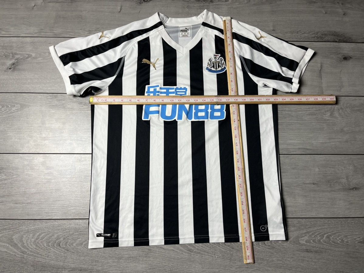Puma Puma Newcastle united home jersey 2018/19 size XLarge Size US XL / EU 56 / 4 - 5 Thumbnail