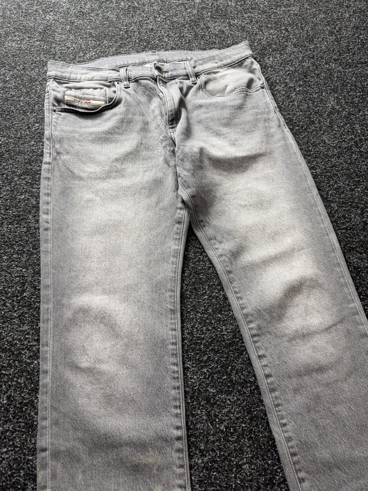 Diesel 00s Luxury Y2K Diesel Washed Grey Denim Jeans tapered Fit Size US 33 - 4 Thumbnail