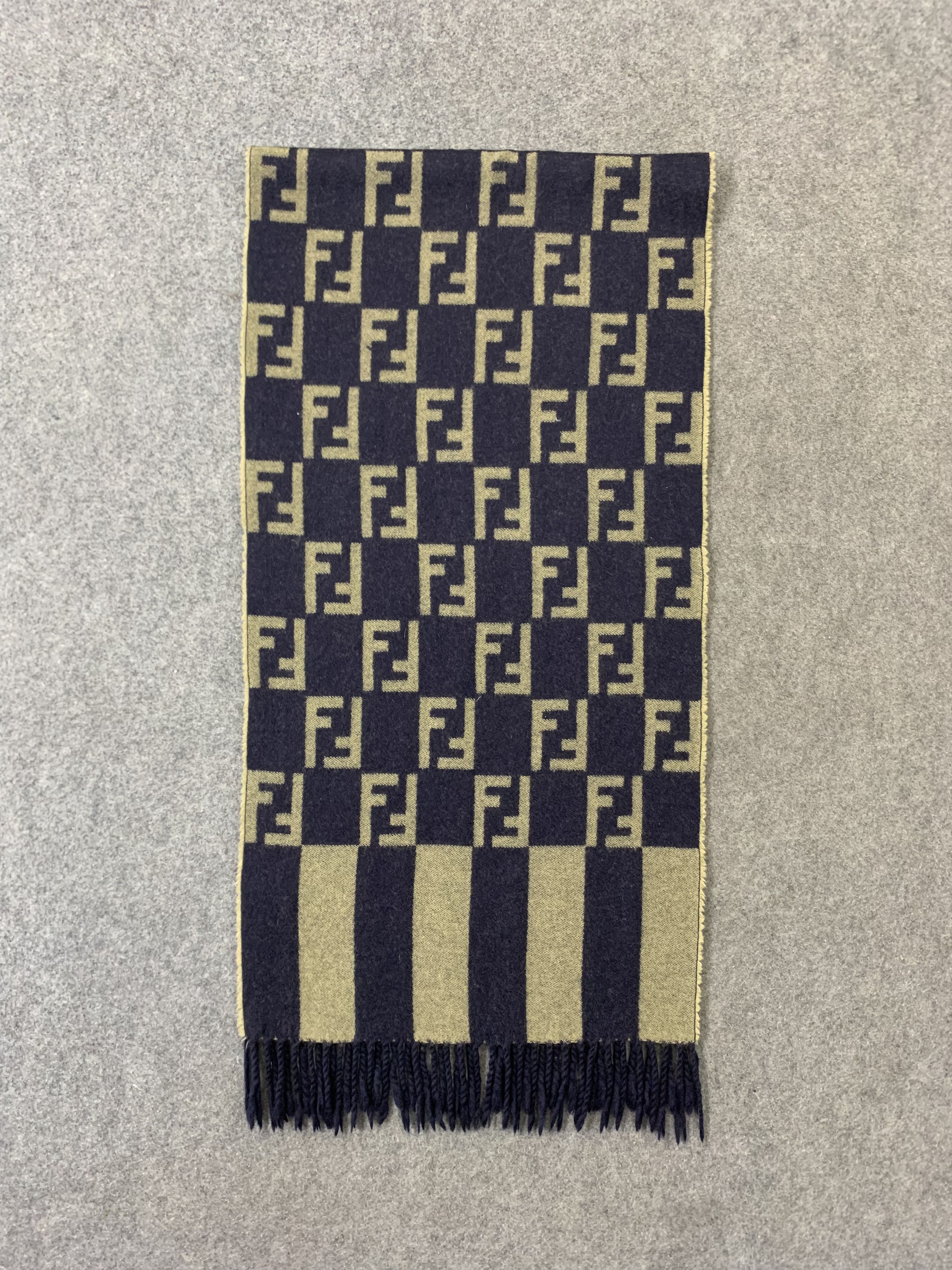 Fendi Fendi Scarf Wool Muffler Neck Wrap BL9325 Size ONE SIZE - 2 Thumbnail