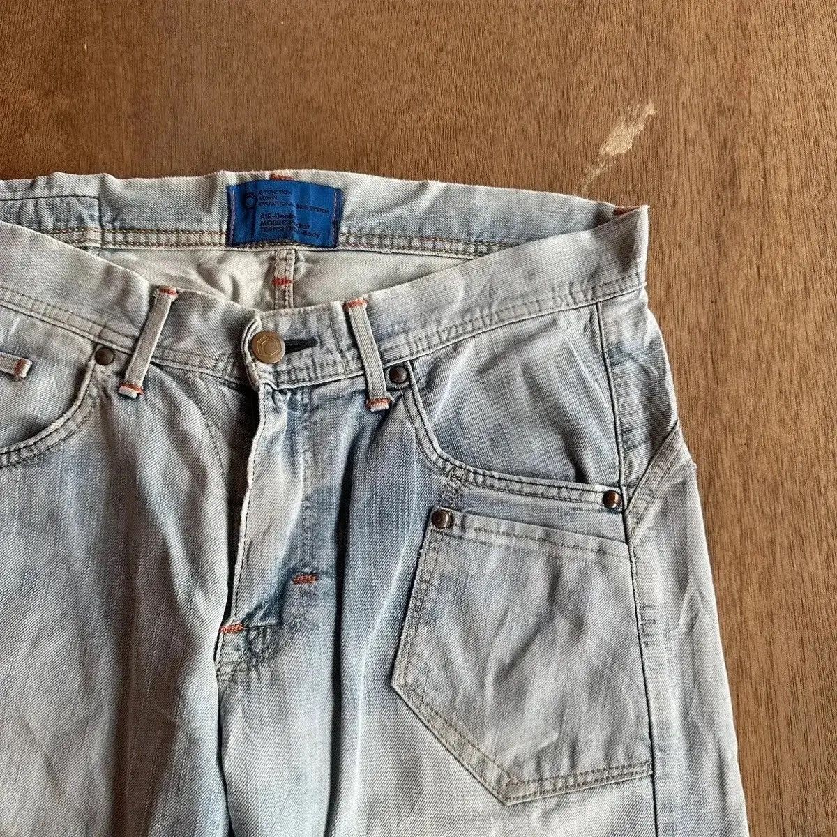 Vintage DISTRESSED DENIM VTG EDWIN JAPAN TWIST LEG LIGHTWASH BAGGY Size US 33 - 5 Thumbnail