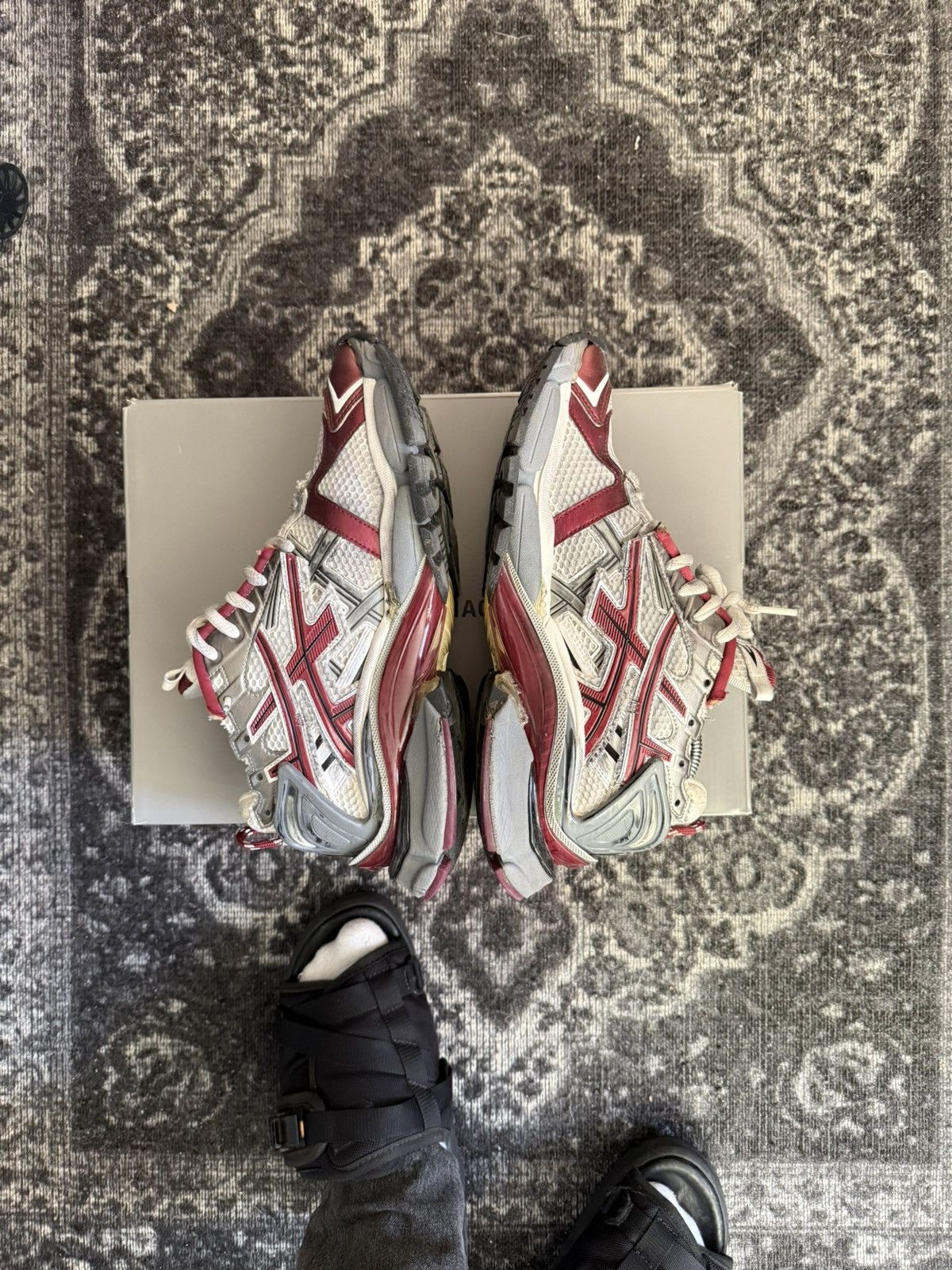 Balenciaga Balenciaga Runners Burgundy Size US 10 / EU 43 - 4 Thumbnail