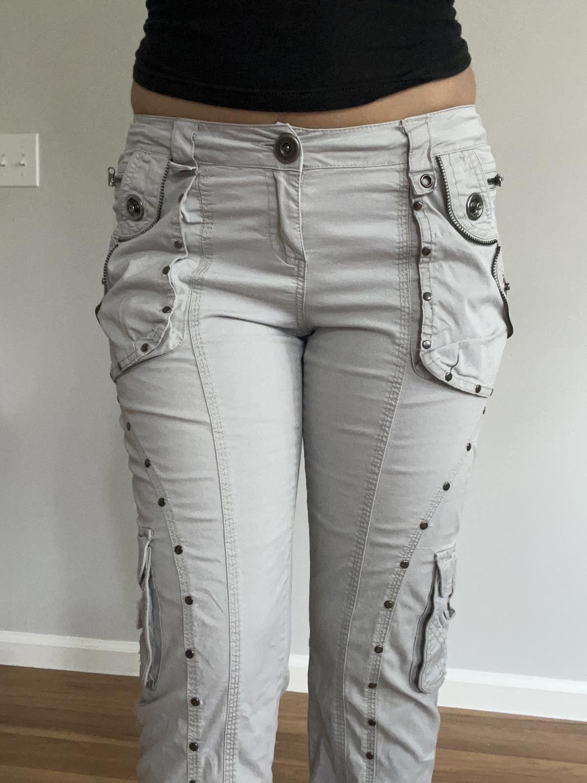 Other Women’s embellished light grey cargo pants Size 28" / US 6 / IT 42 - 4 Thumbnail