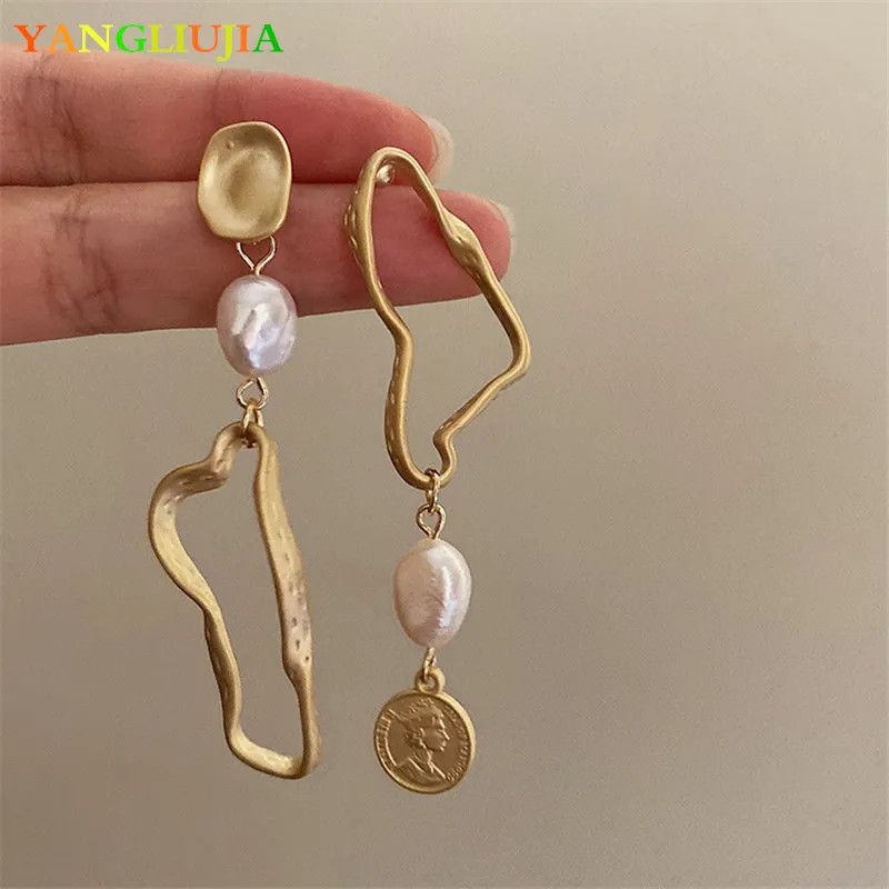 Other Asymmetric Long Baroque Pearl Earrings Size ONE SIZE - 2 Thumbnail