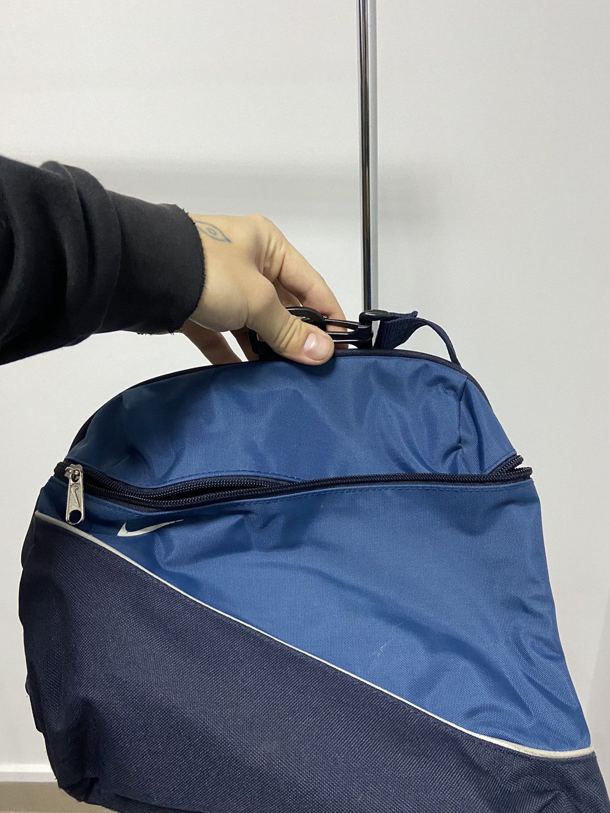 Nike × Vintage Nike Bag sport shoulder Vintage Big swoosh 90s Style Size ONE SIZE - 10 Thumbnail