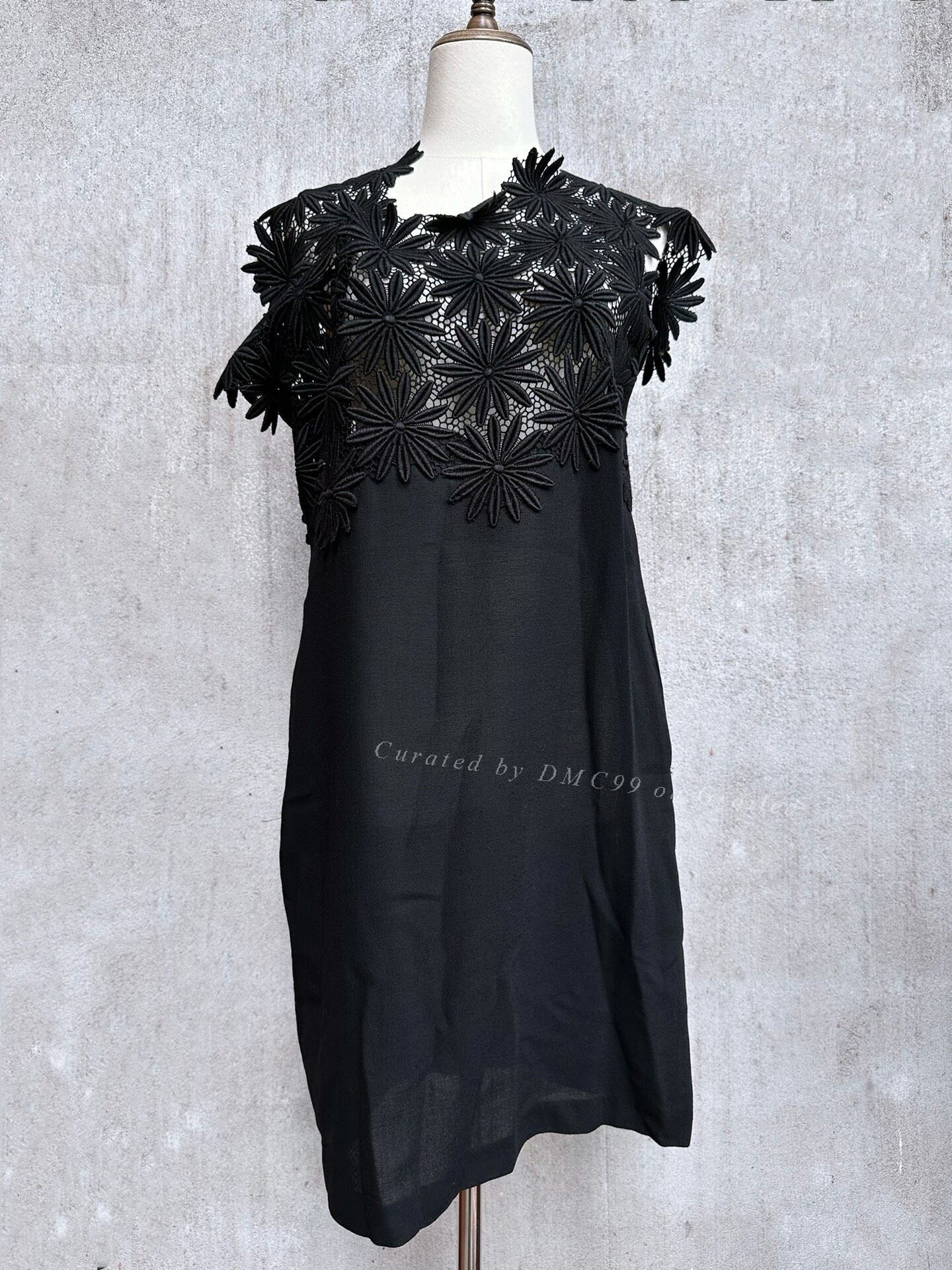 Rei Kawakubo Comme des Garçons 1991 Runway Floral Dress Size M / US 6-8 / IT 42-44 - 1 Thumbnail