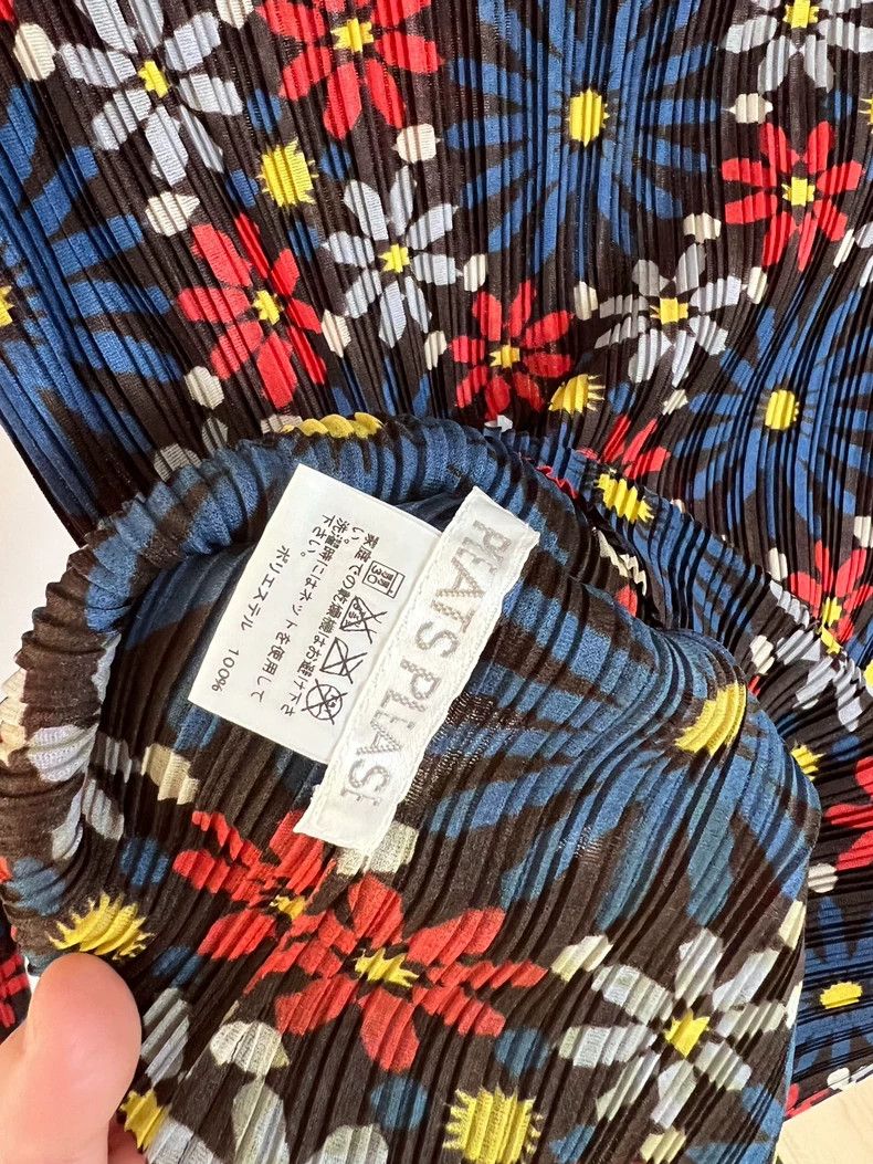 Issey Miyake Issey Miyake size:3 A vintage red and blue floral long-sle Size S / US 4 / IT 40 - 7 Thumbnail