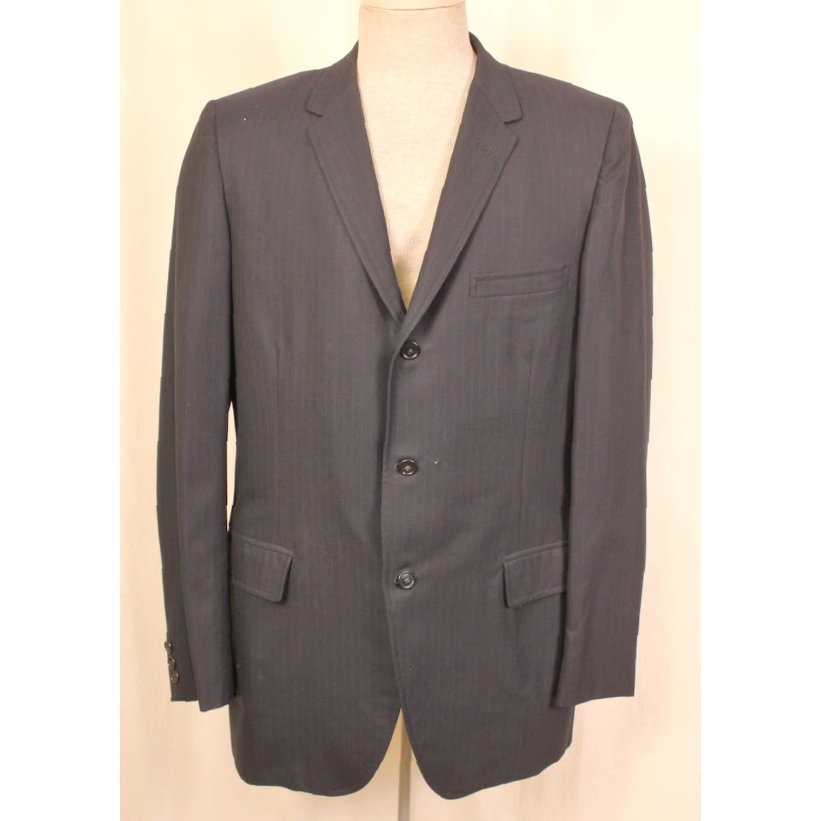 Vintage VINTAGE Men's VTG 60s Navy Blue Pinstripe 2 PC 3 Button Suit Sz M 1960s Suit Mens Navy Blue Pinstripe 60s Suit 1960s Mens VTG Size 40R - 3 Thumbnail