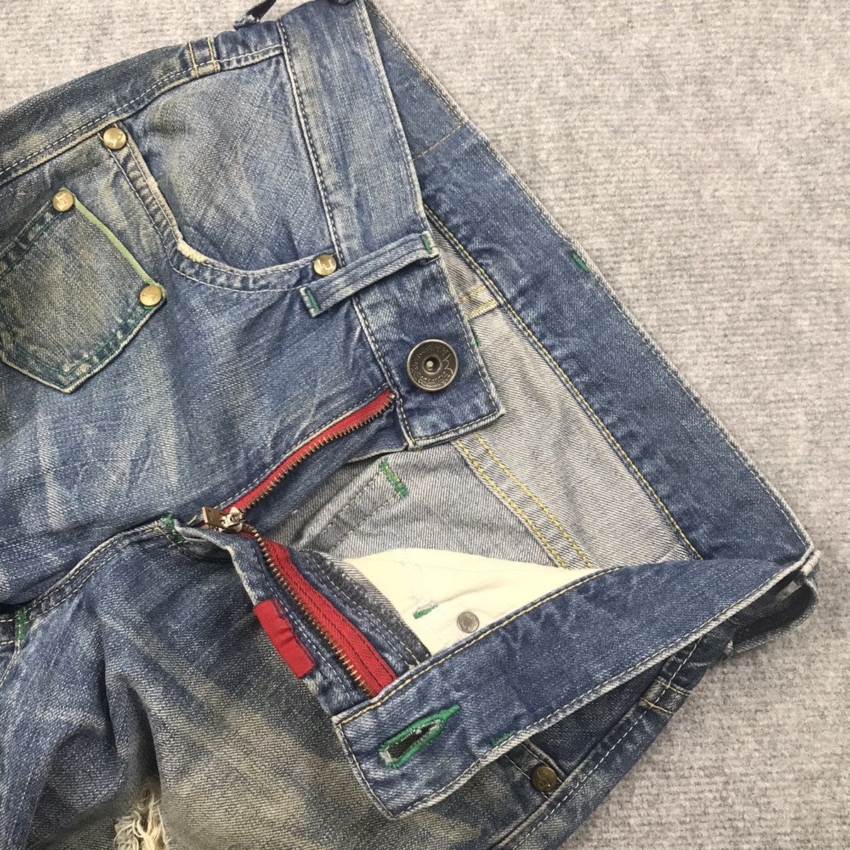 Japanese Brand RIPPED DISTRESSED EDWIN BLUE TRIP DENIM PANTS 145 Size US 28 / EU 44 - 17 Thumbnail