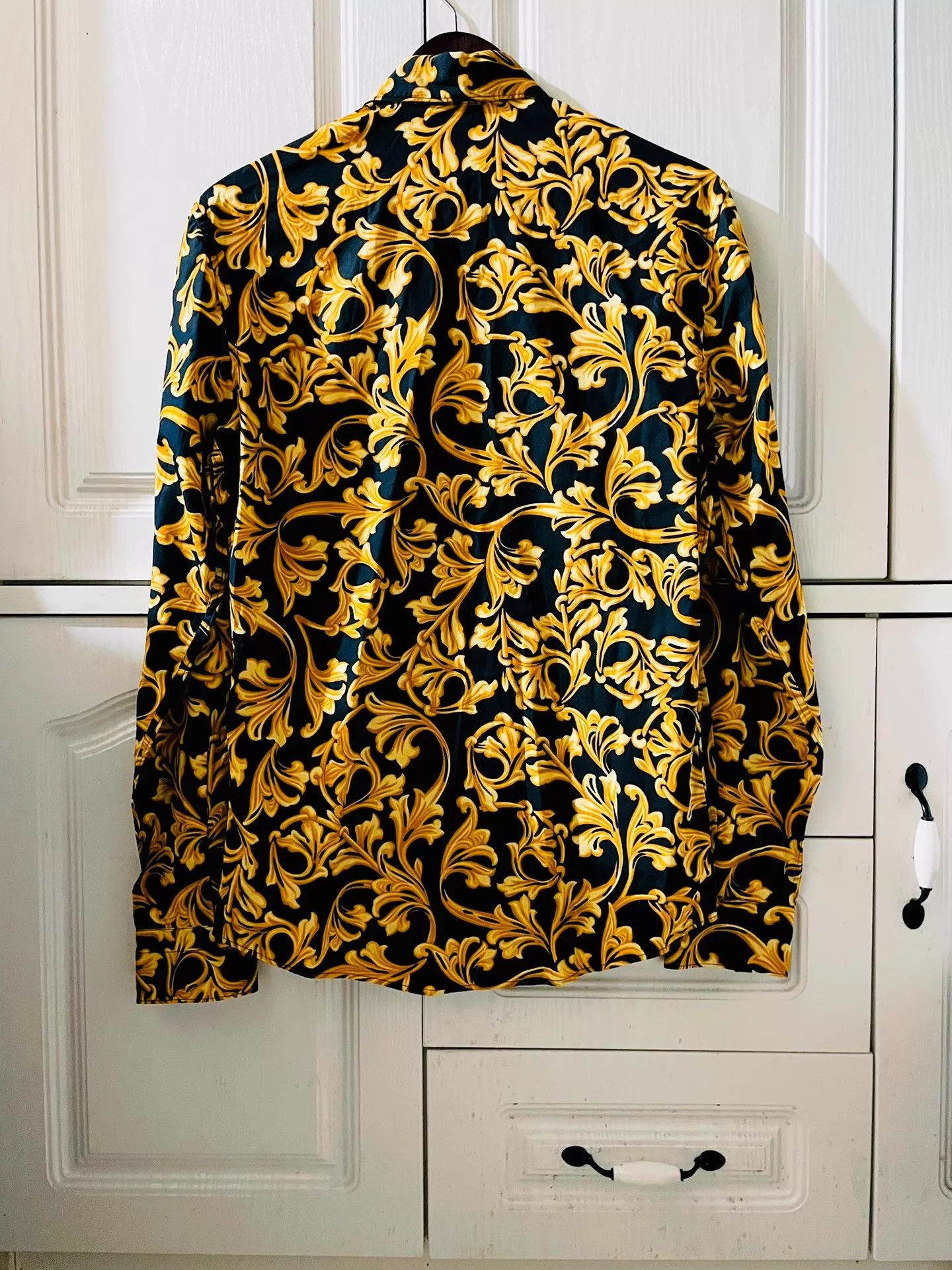 Versace Versace Limited Runway Black Gold Baroque Vine LS Shirt S Size US XS / EU 42 / 0 - 2 Thumbnail