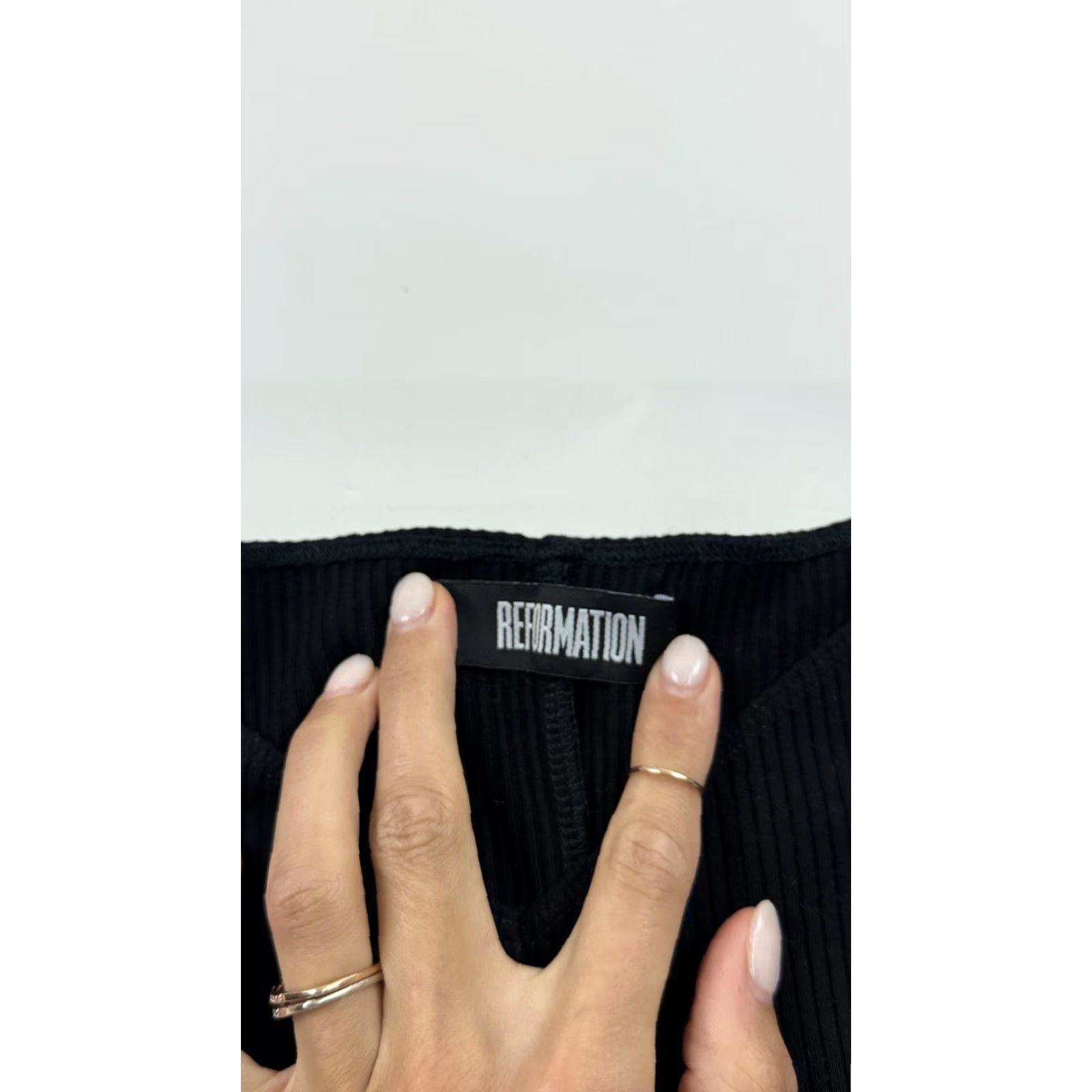 Reformation Reformation Off Shoulder Shirt Womens Small Black Ribbed Stretch Tencel Size S / US 4 / IT 40 - 2 Thumbnail