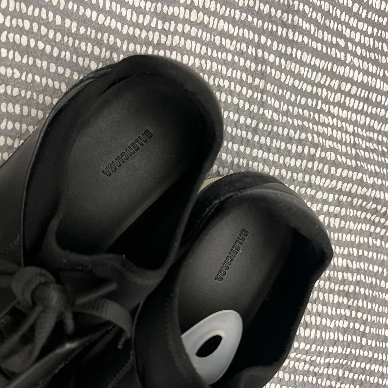 Balenciaga BALENCIAGA RACE RUNNERS BLACK Size US 6.5 / EU 39-40 - 4 Thumbnail