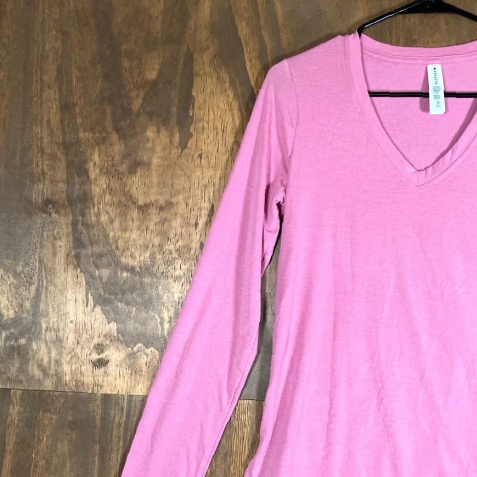 Athleta Athleta Shirt Womens Pink Essentials V Neck Lightweight Long Sleeve Stretch XS Size XS / US 0-2 / IT 36-38 - 4 Thumbnail
