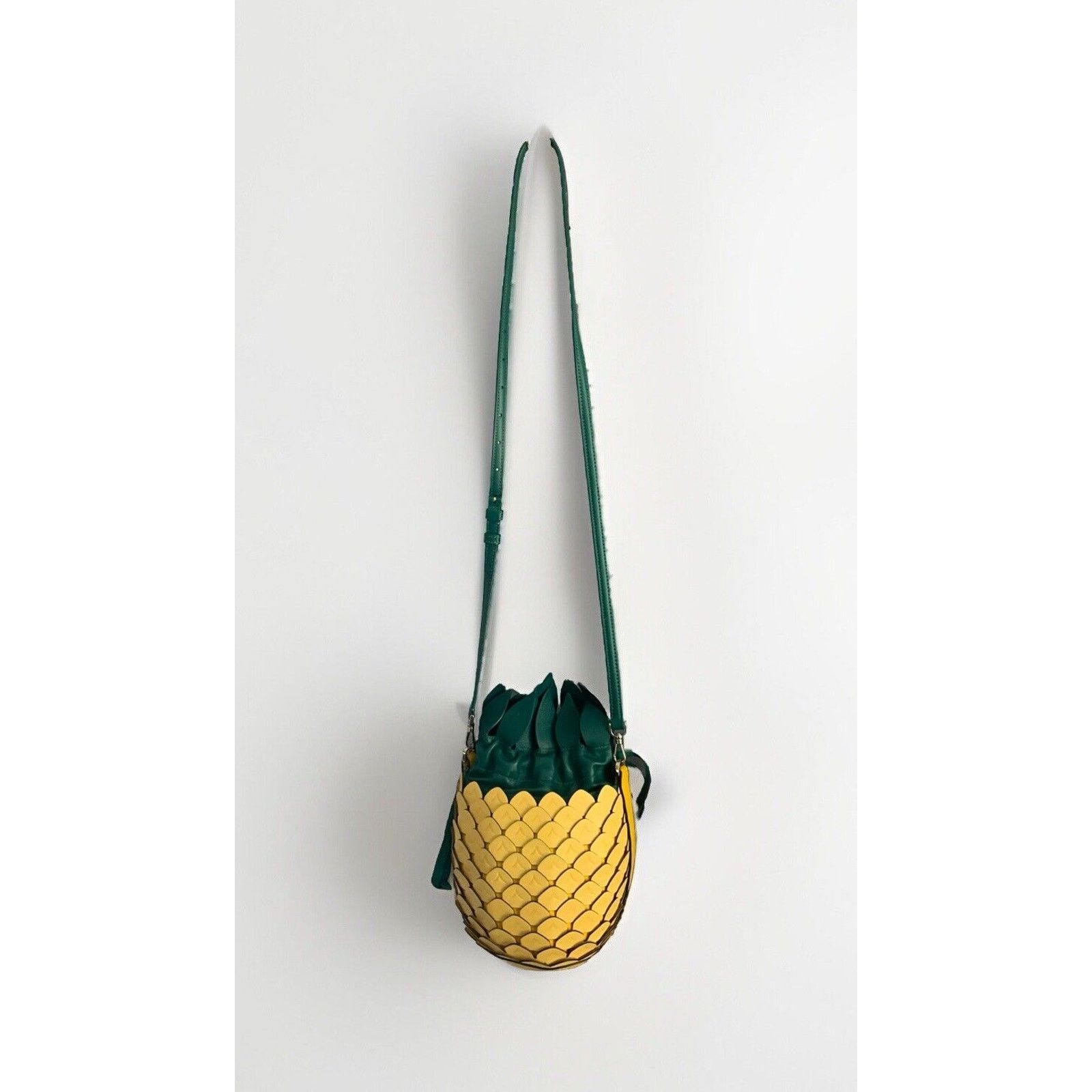 Kate Spade Kate Spade New York Pineapple Crossbody Yellow Leather Purse Size ONE SIZE - 3 Thumbnail