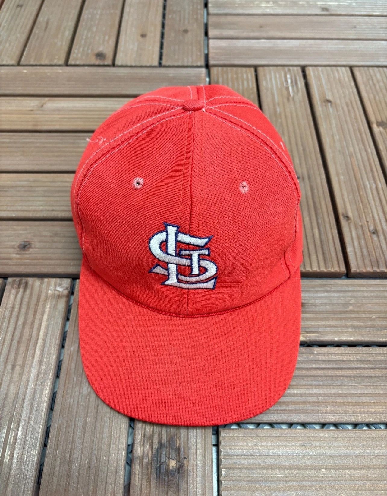 MLB × Vintage St. Louis Cardinals Vintage Red Snap Back Hat Cap Size ONE SIZE - 1 Thumbnail