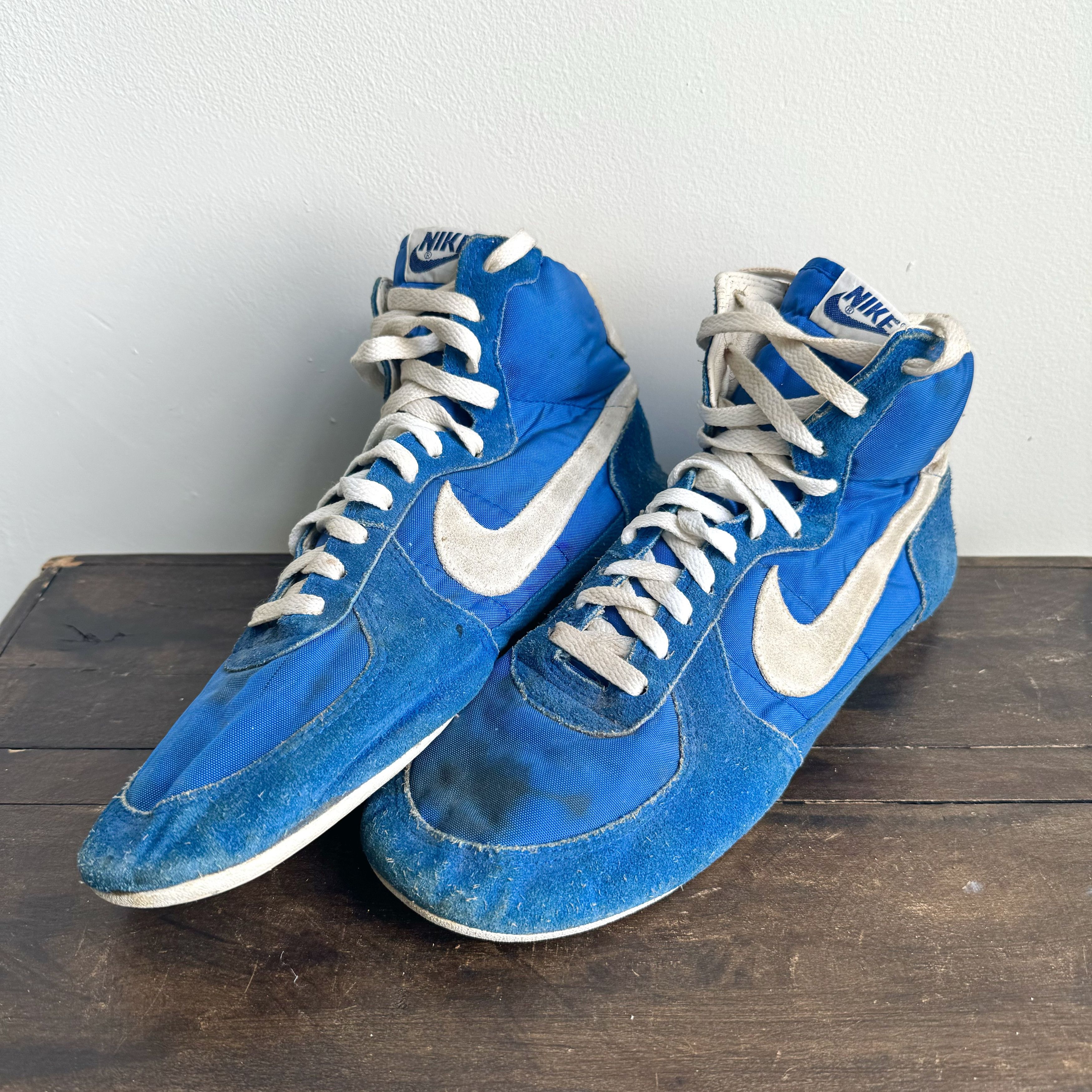 Old school nike wrestling shoes hotsell