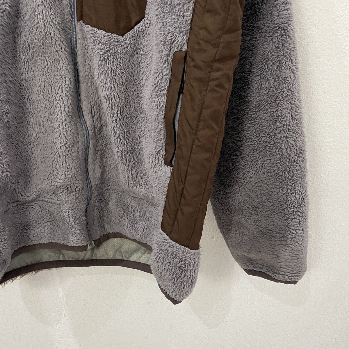 Columbia Vintage Columbia Sherpa Fleece Sportswear Jacket Size US M / EU 48-50 / 2 - 2 Thumbnail