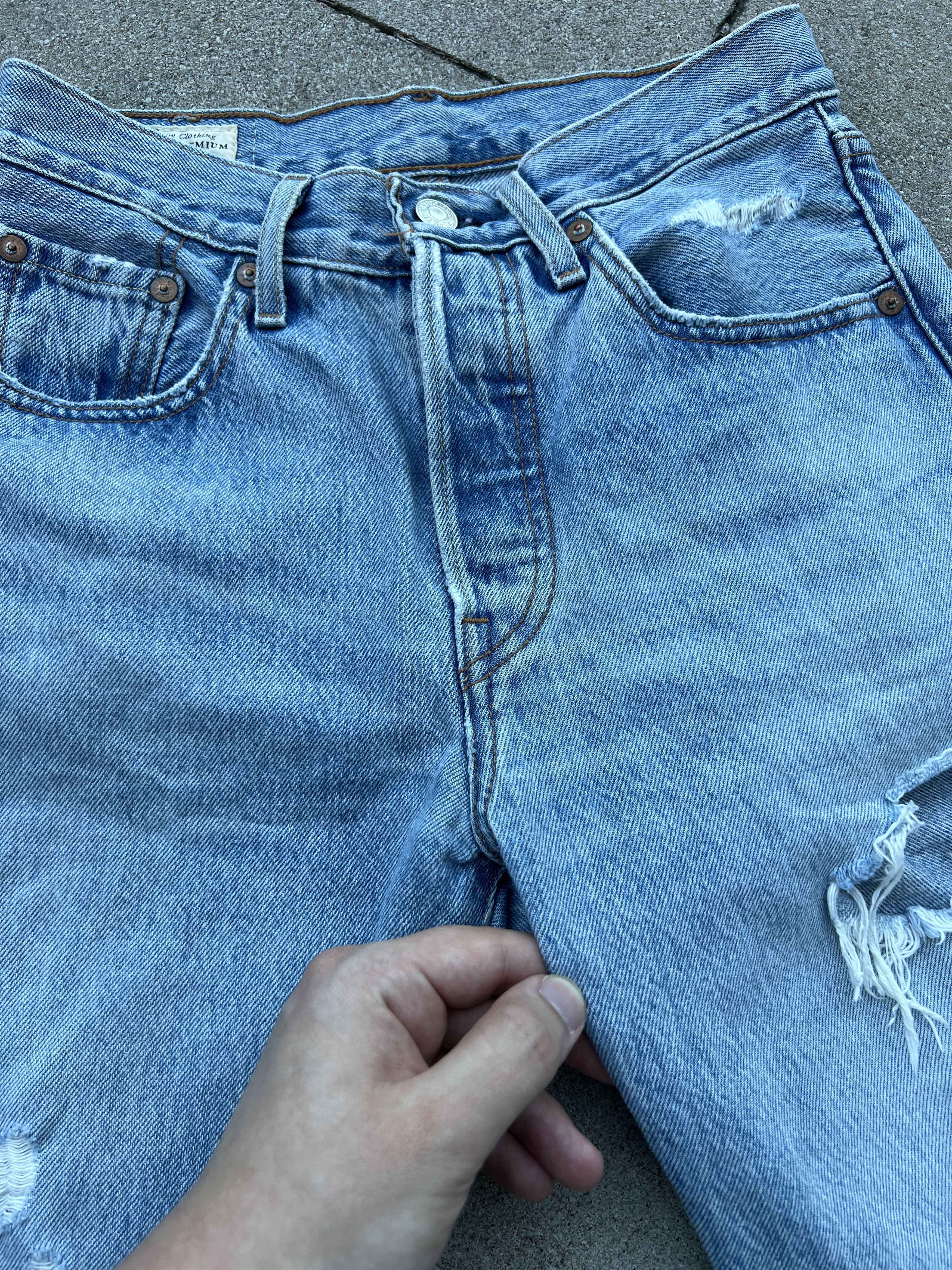 Levi's Levis Premium Big E Custom Cut Distressed Shorts Size 24" / US 00 / IT 34 - 7 Thumbnail