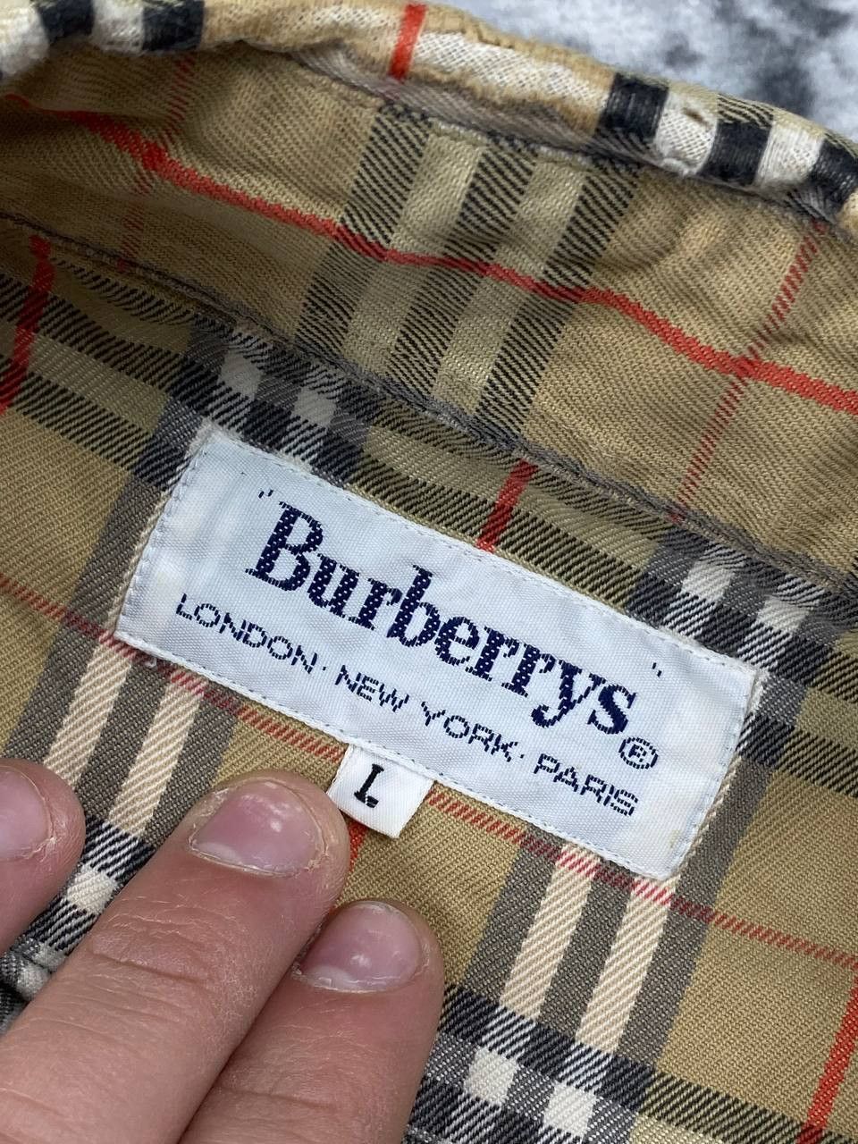 Burberry Burberrys Vintage Nova Check Shirt Buttons Long Sleeve Men Size US L / EU 52-54 / 3 - 11 Thumbnail