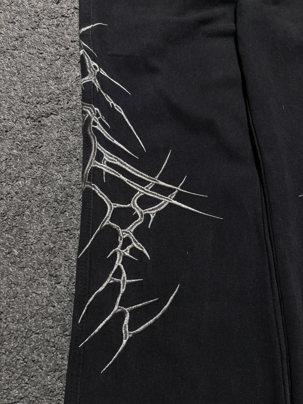 Jean × Vintage Vintage streetwear very rare spike silver flared black jeans Size US 34 / EU 50 - 5 Thumbnail